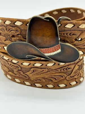 Vintage Cowboy Hat Belt Buckle — Buckskin & Lace display picture 3