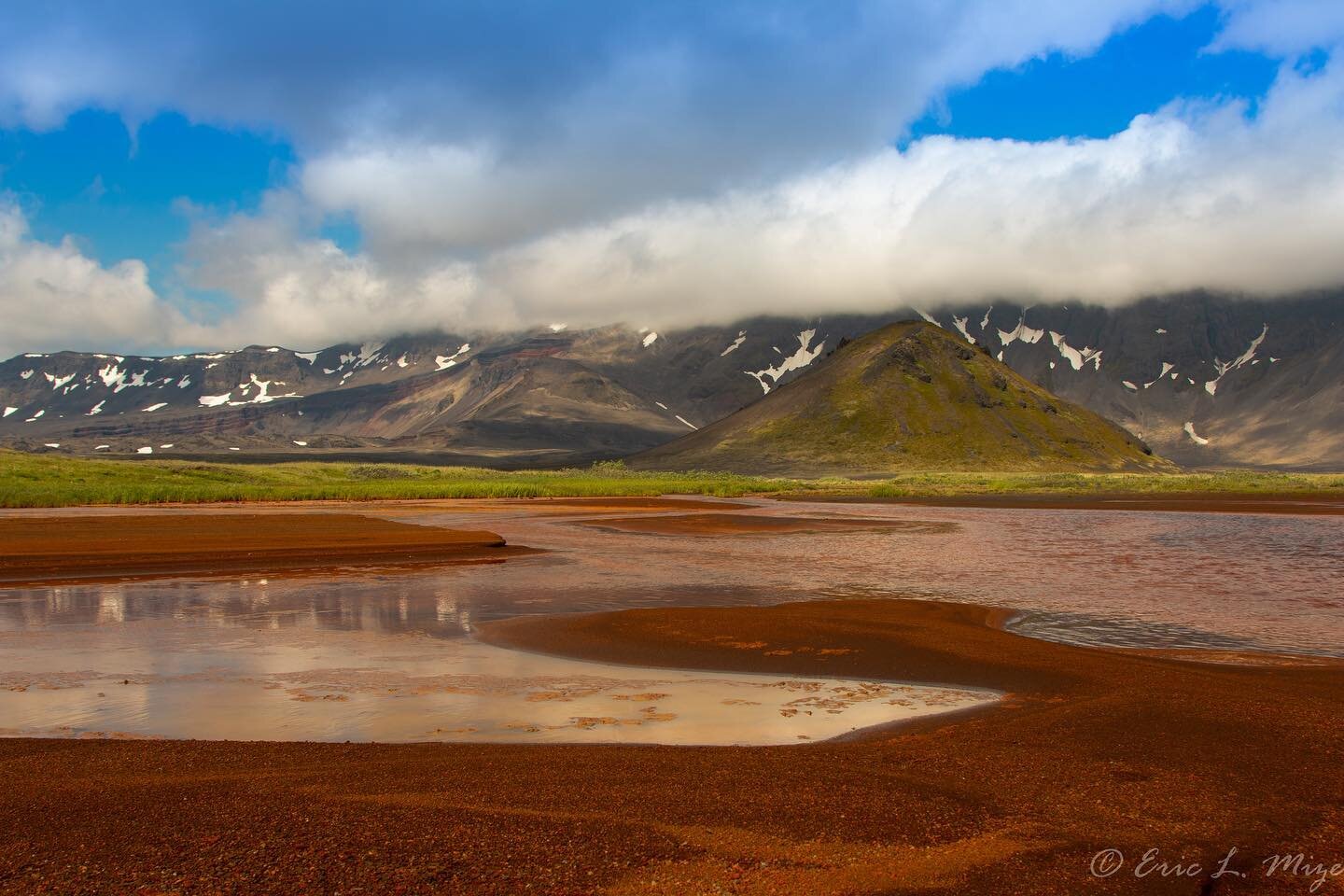 You just got to love the views from inside the Aniakchak crater.
#Aniakchak #alaska #alaskaflyfishing #flyfishing #troutfishing #ouzel #ouzelexpeditions #troutunlimited #keepemwet #catchandrelease #rainbowtroutfishing #riverrafting