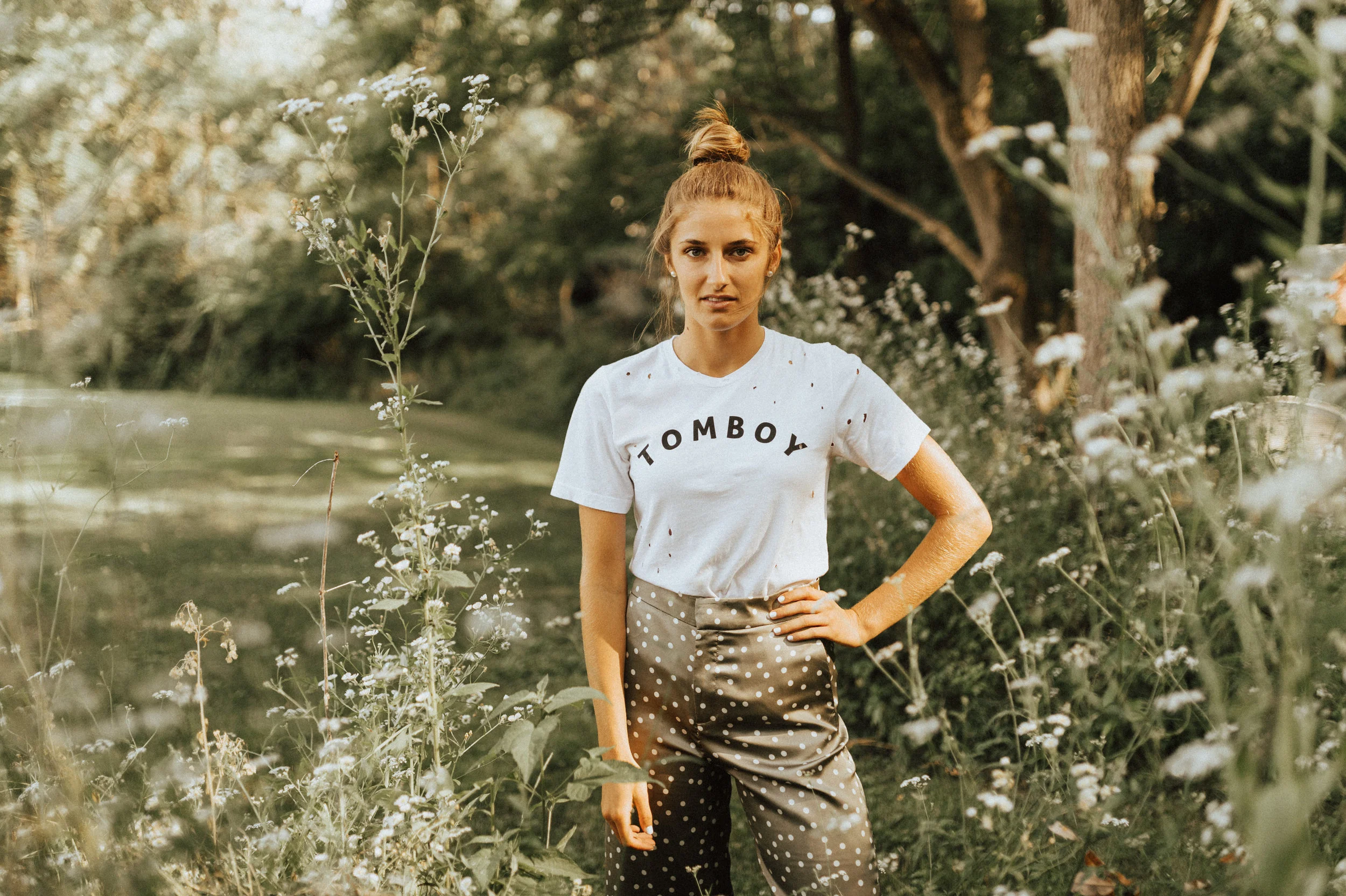 Tomboy Distressed Tee, White – Sugarfoot Apparel