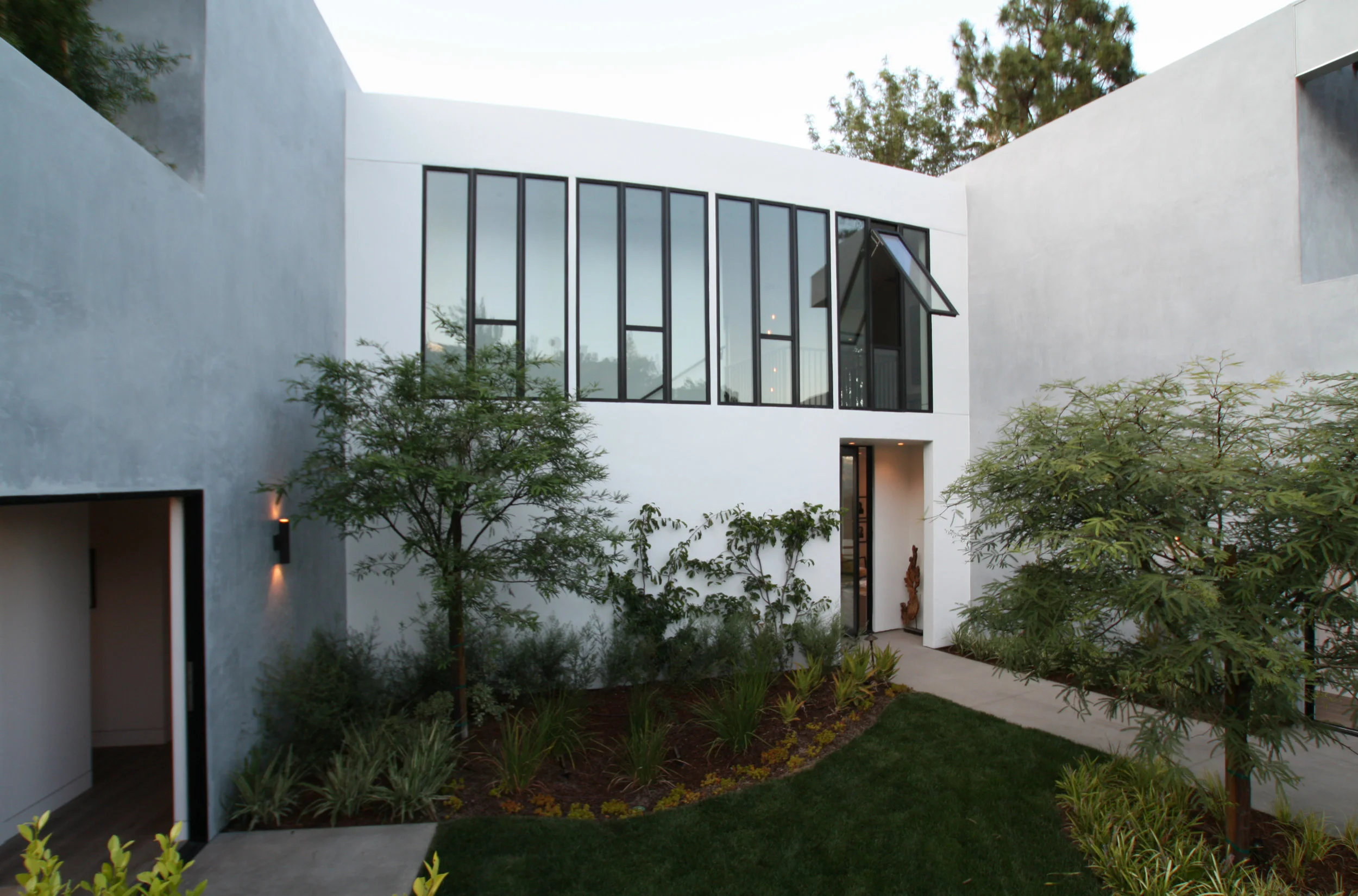3 Courtyard.JPG