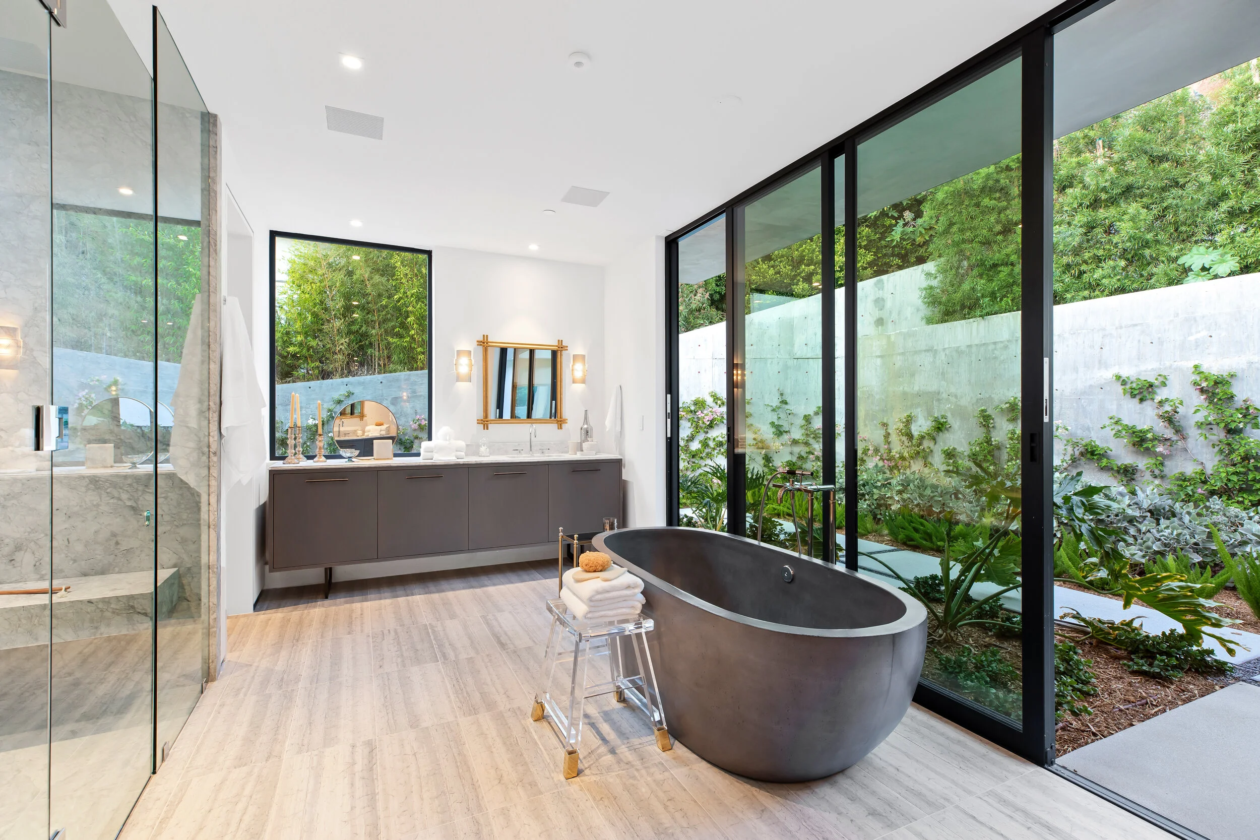 18 Doheny_MLS ORDER - 25.jpg