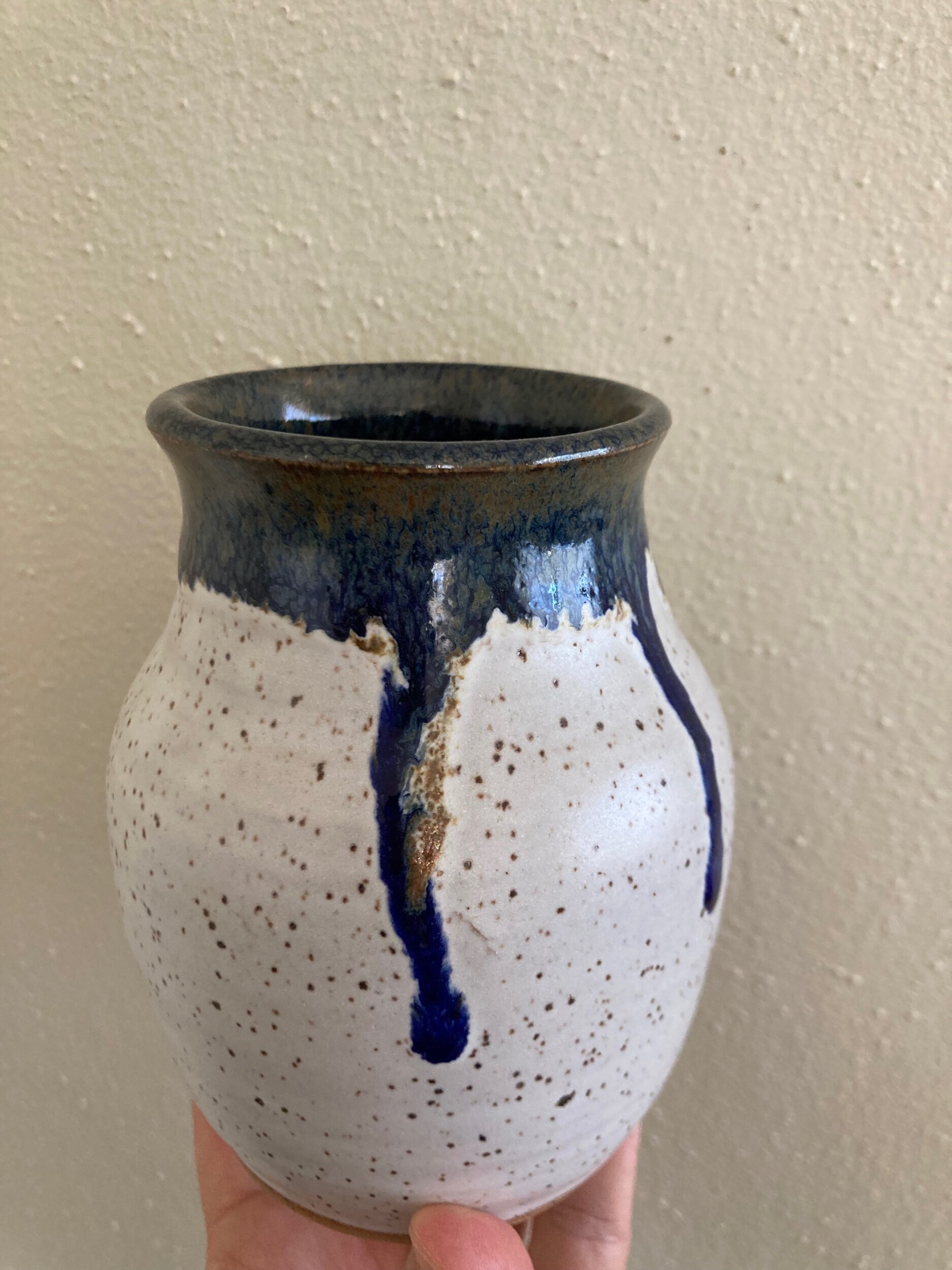 ABC69465-8B99-41E8-8238-7A082E201B73