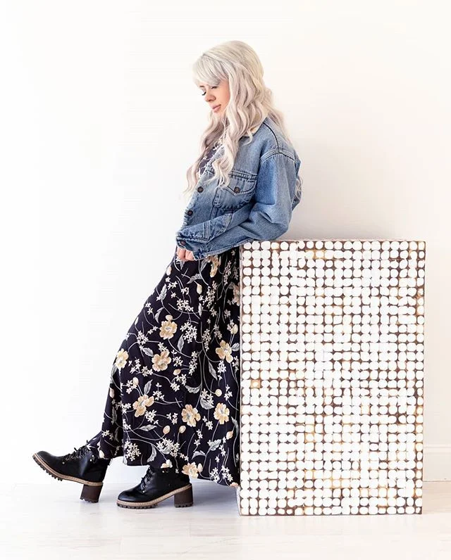 The winter is here and we've been sending out beautiful Boho outfits like this one all week! I'll be heading down to Miami for the weekend to celebrate my honeymoon AND of course I'll be thrifting for all the December boxes going out. Let me know if 