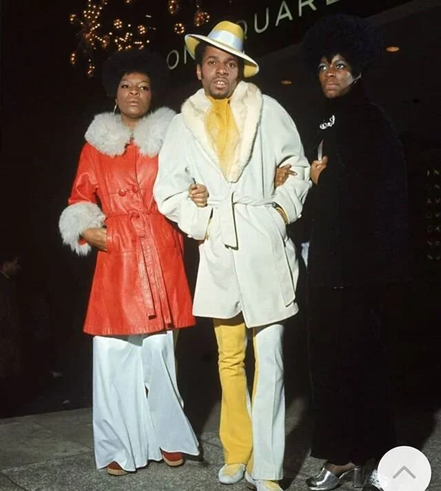 Happy New Years Eve! I'll be inside this year enjoying the night with my two year old son and hubby. We're kicking out the New Years with a 70's bang! Just like our 70's Vintage Box! .

Wishing I had the red jacket in this pic, his two toned pants AN