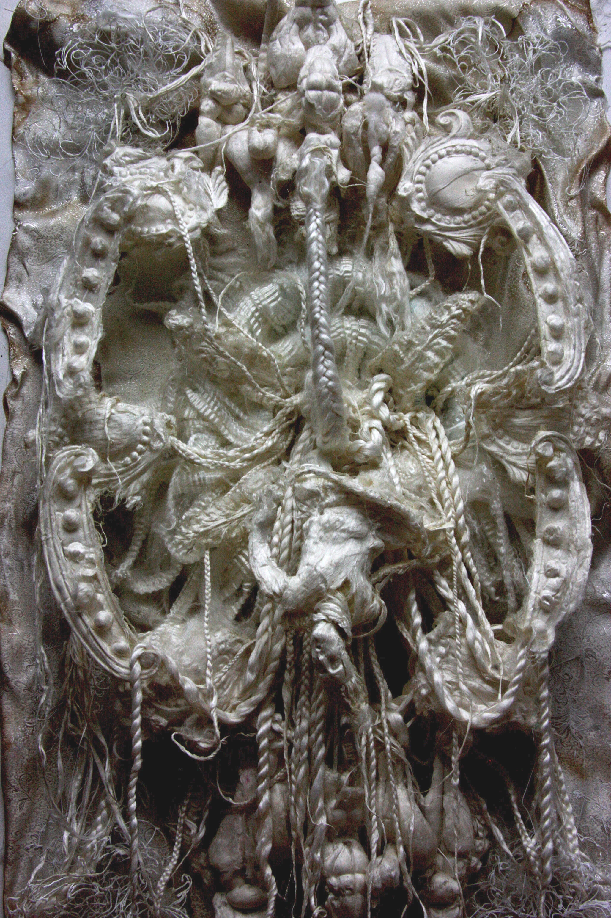 Aliens vs. saints. (Silk relieves 2.0 series). (2019)