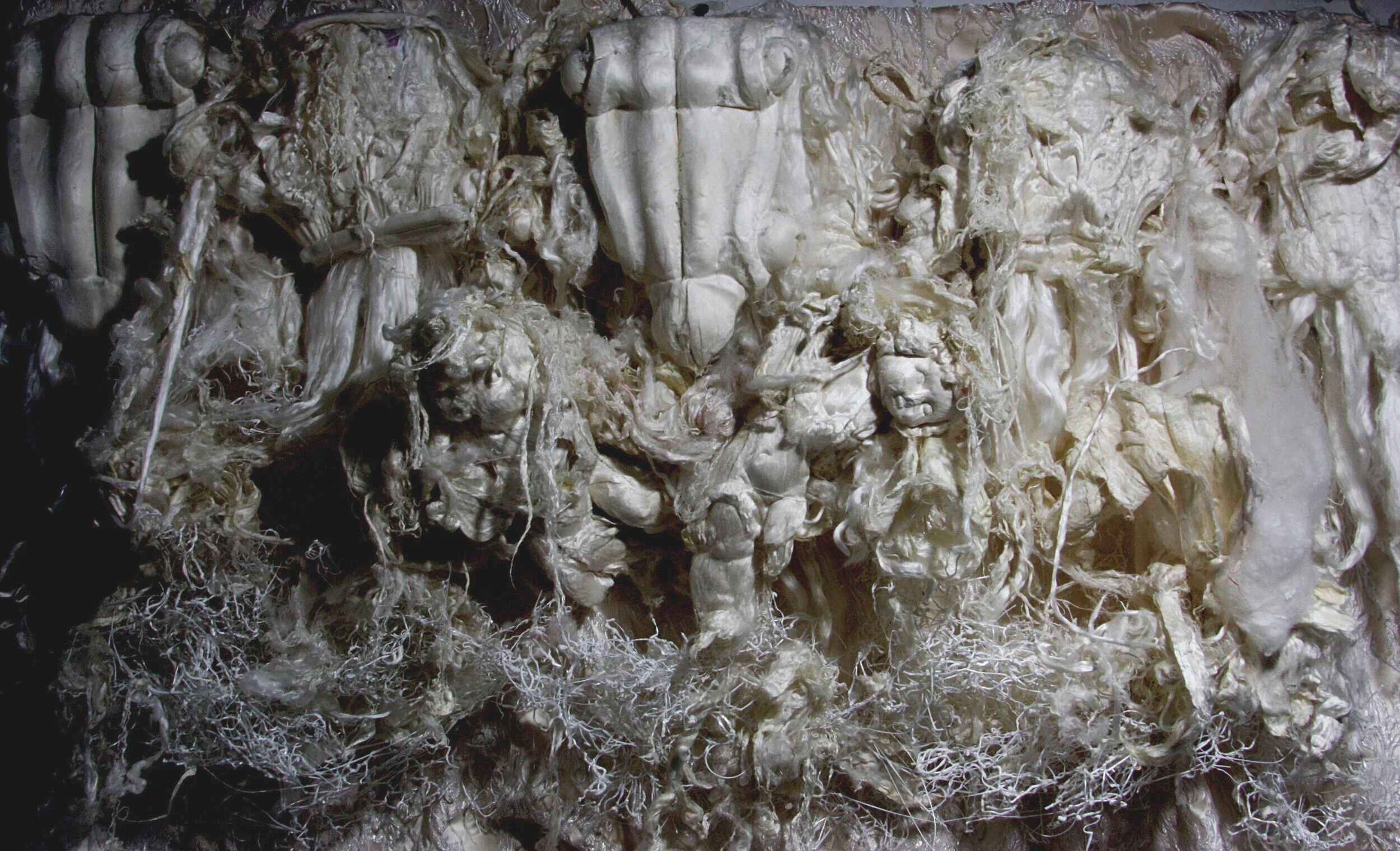 Alzheimer and nostalgia. Silk relieves 2.0 series). (2020)