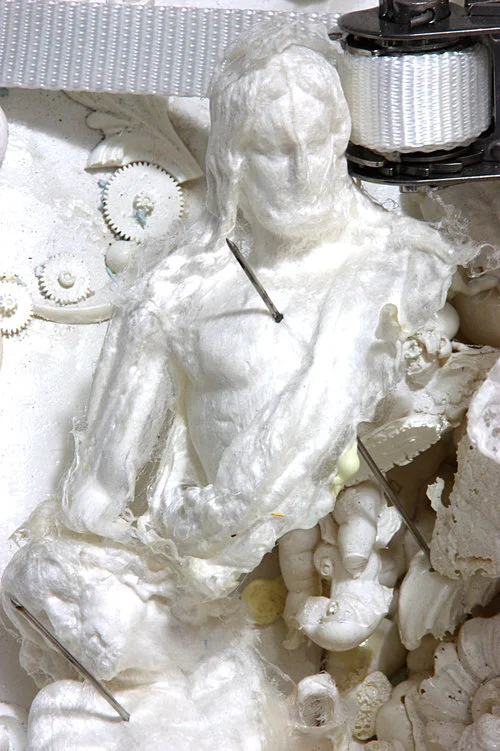 The loom machine. 2016. (Dark white series).