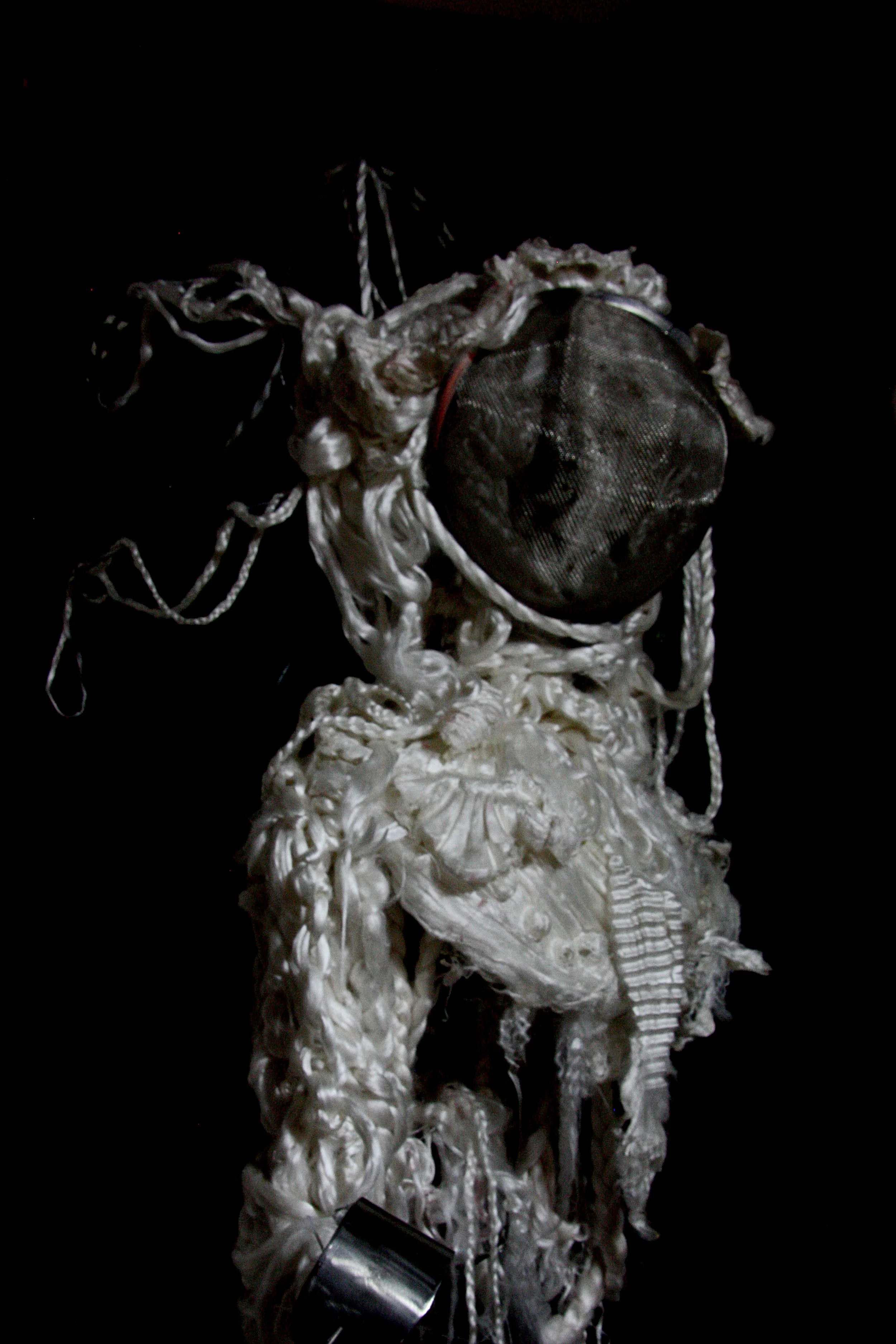 Astronaut or fencer, after time travelling (Scifi series).  (2023)