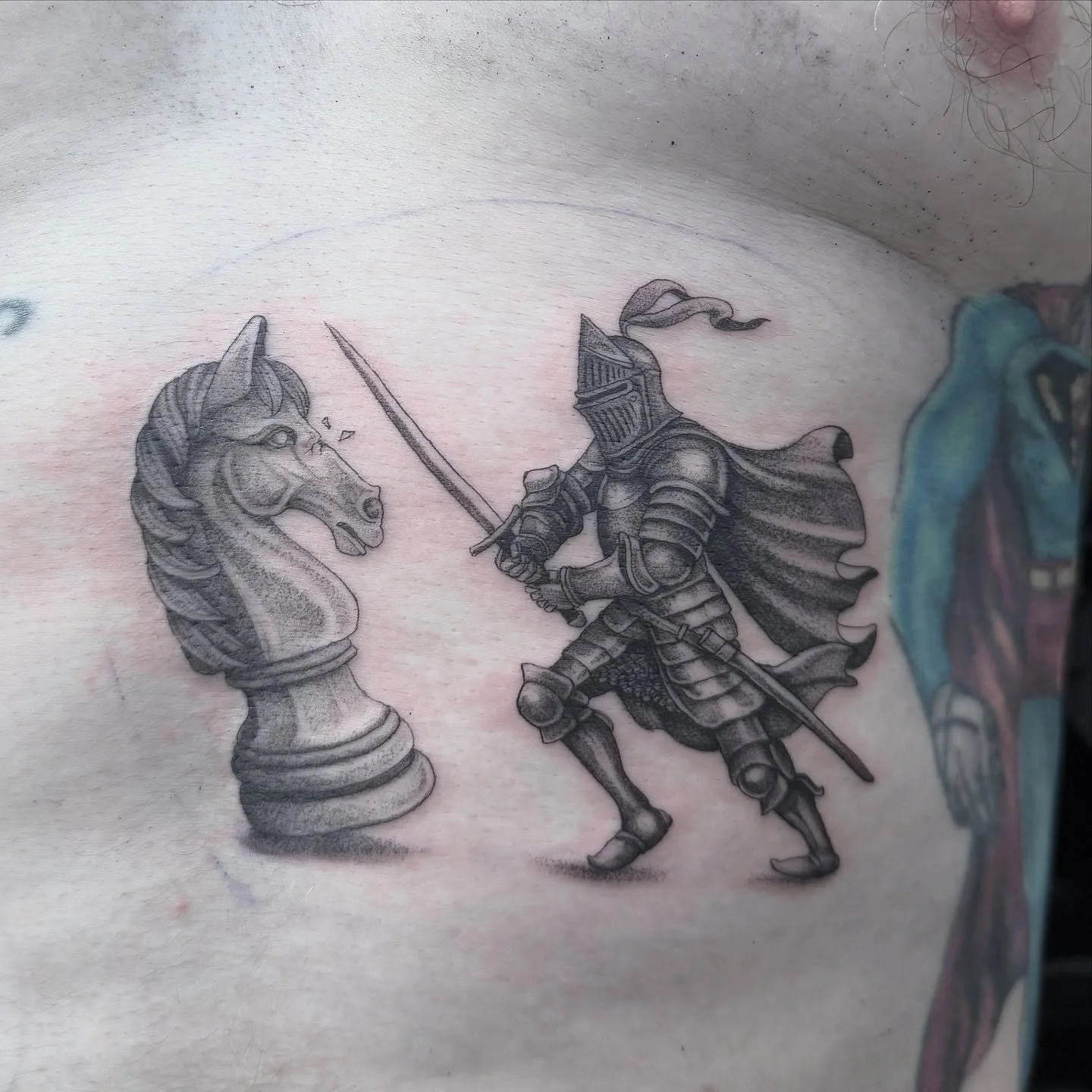 A battle of the noble knights! Just a quick banger to start filling some gaps on Jason’s torso. Loved working on this concept, what a blast. 
Thanks Jason!