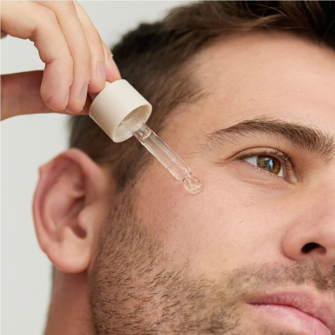Designed for skins concerned with uneven skin tone, hyperpigmentation, and dullness.