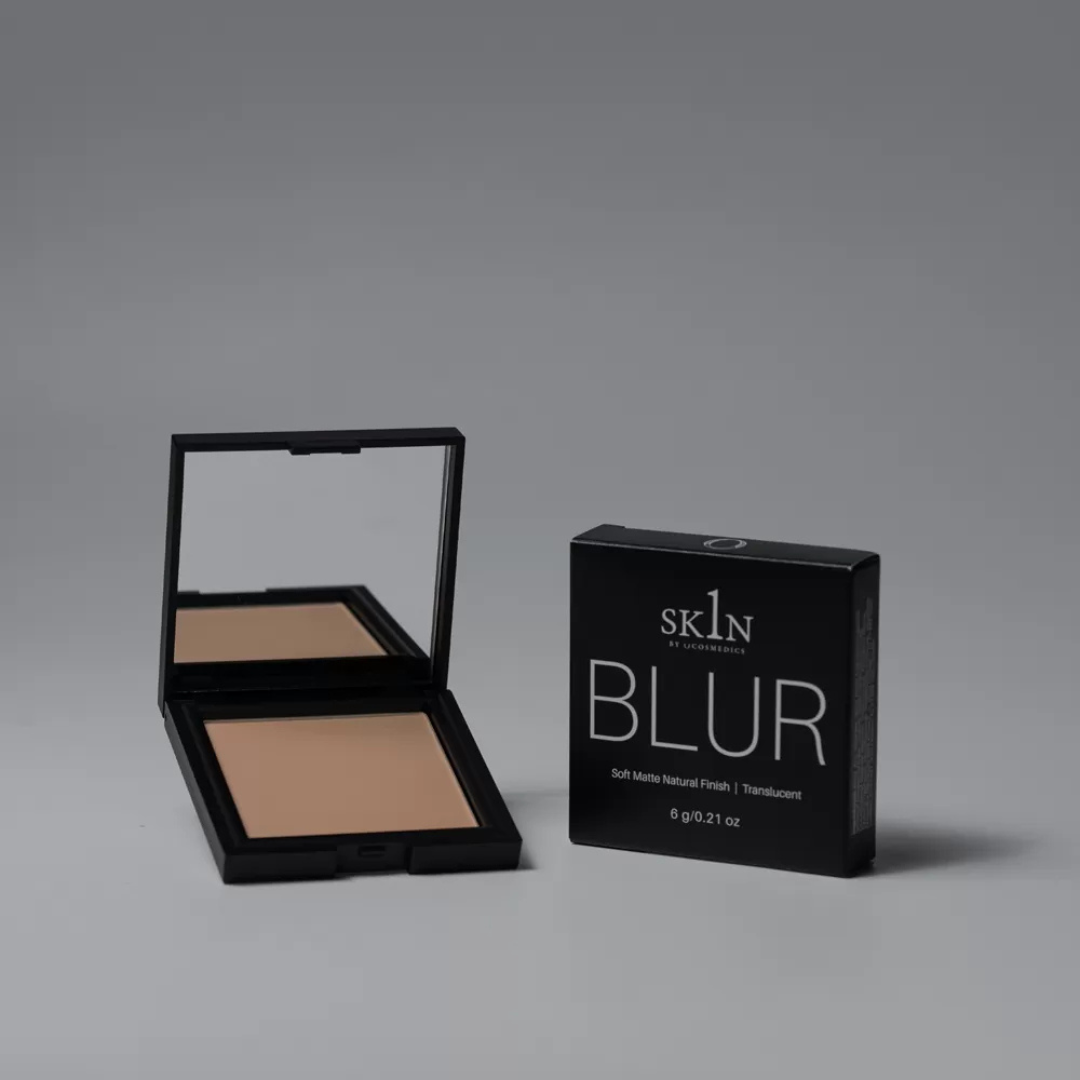 A weightless finishing powder with a velvety touch and melting sensation on the skin
