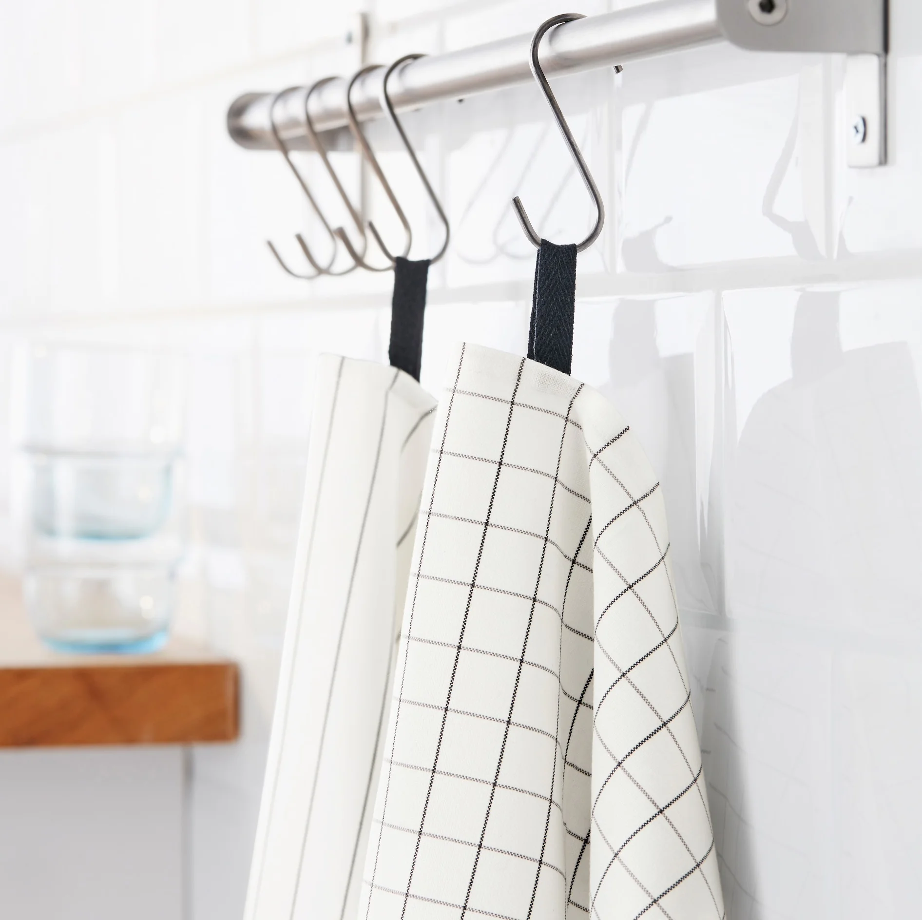 365KitchenWhite2.jpg