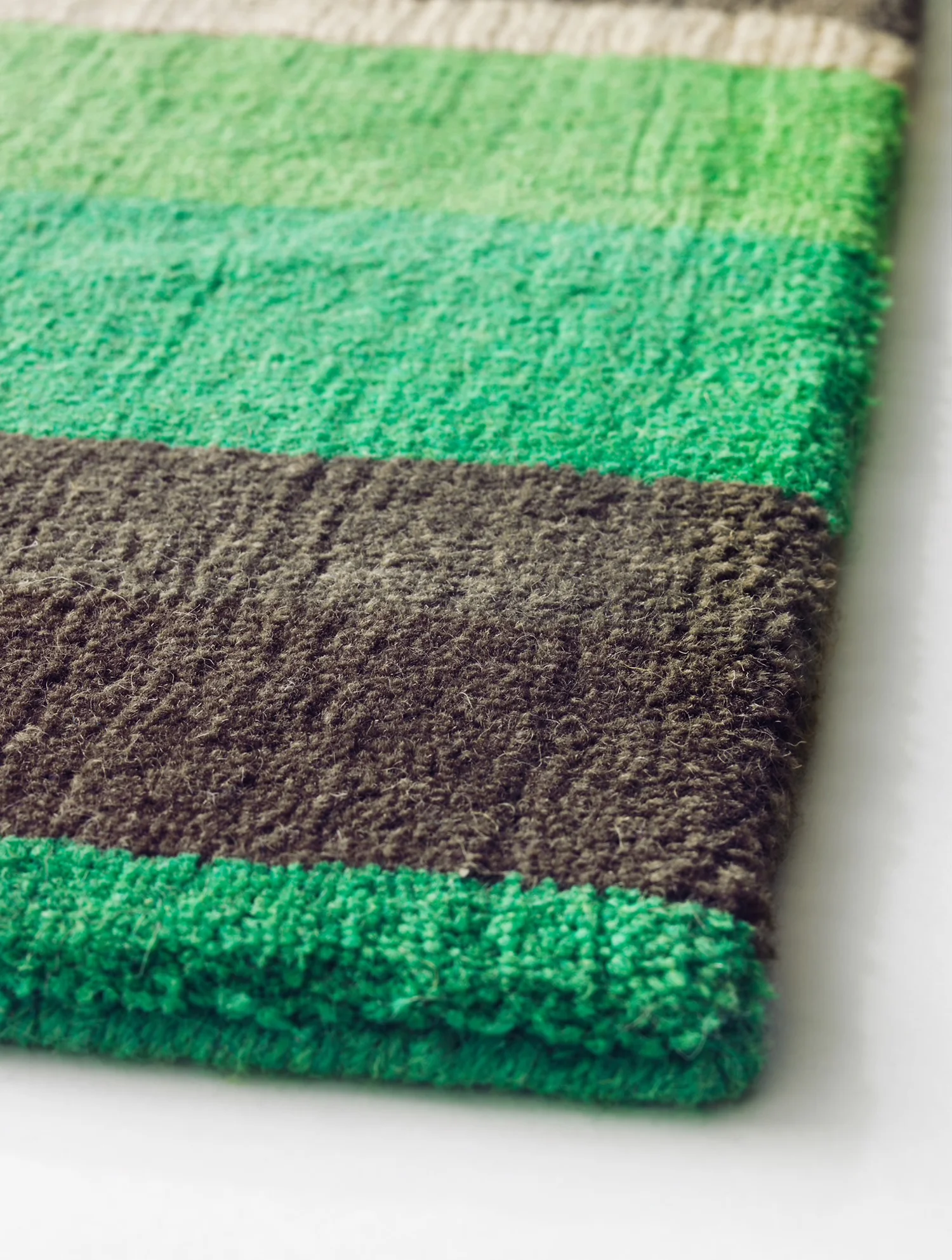 sthlmRugGreenDetail15.jpg