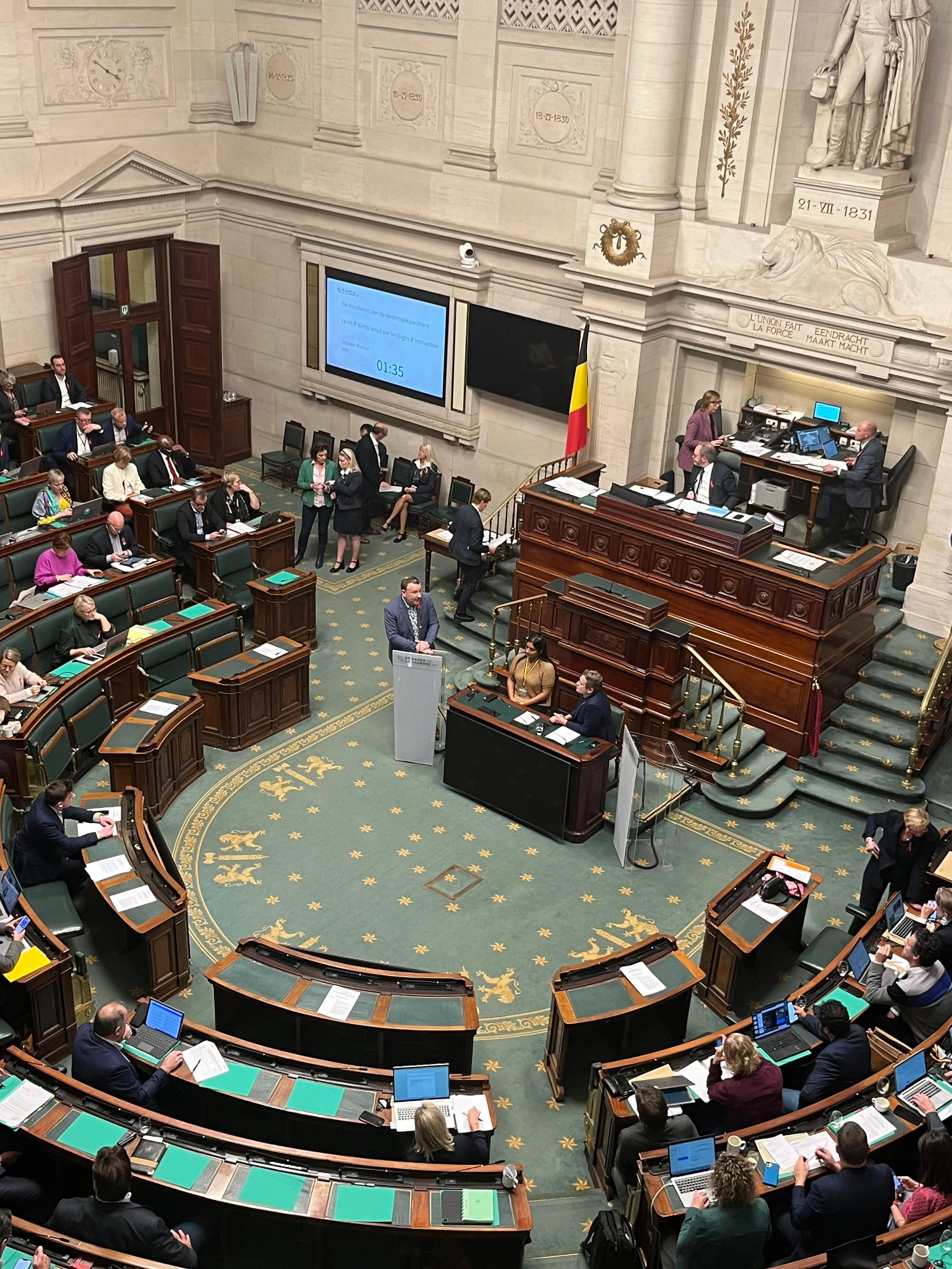 Parlementaire vraag over het geweld ten aanzien van magistraten