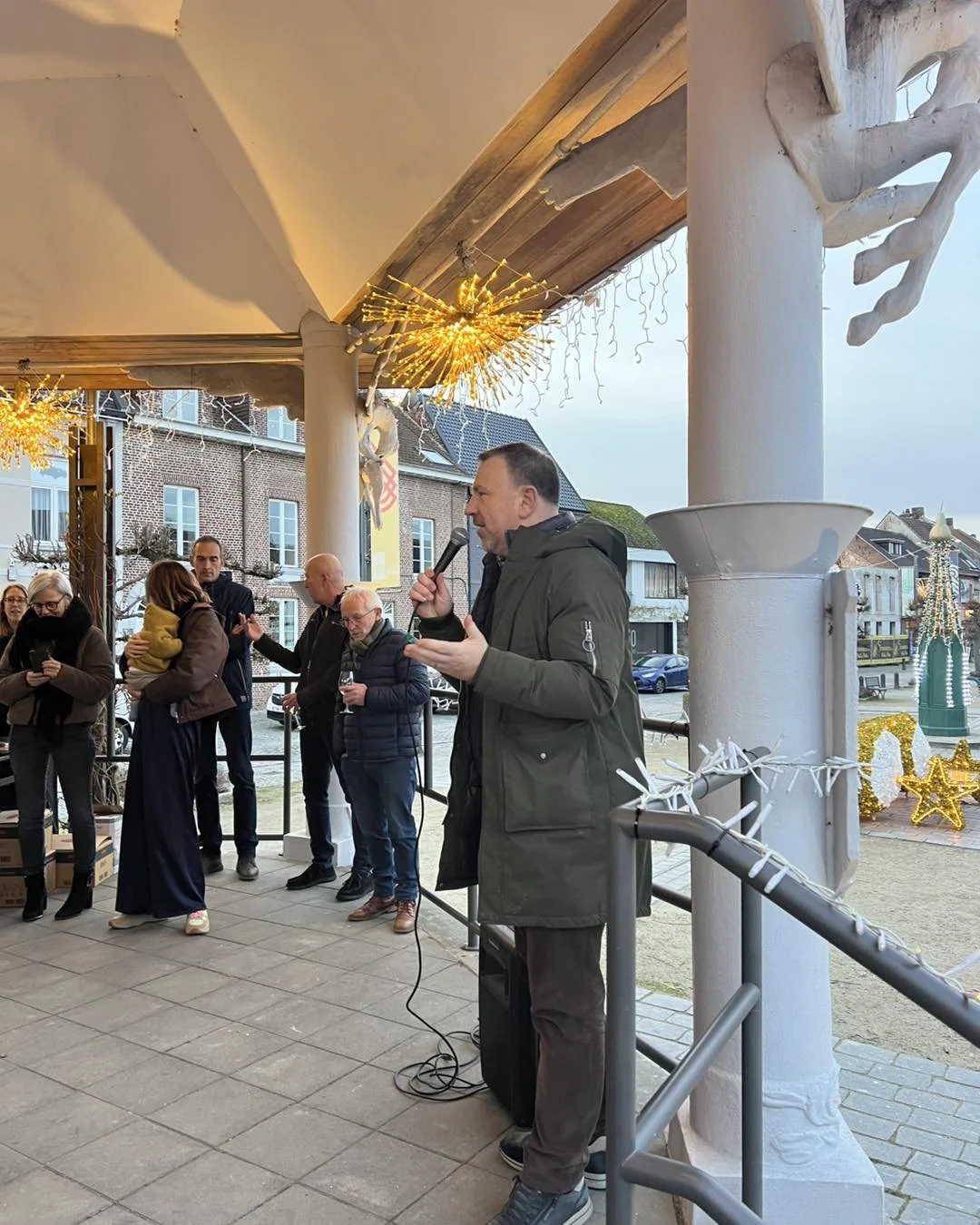 Vergroening en verfraaiing Peer-centrum