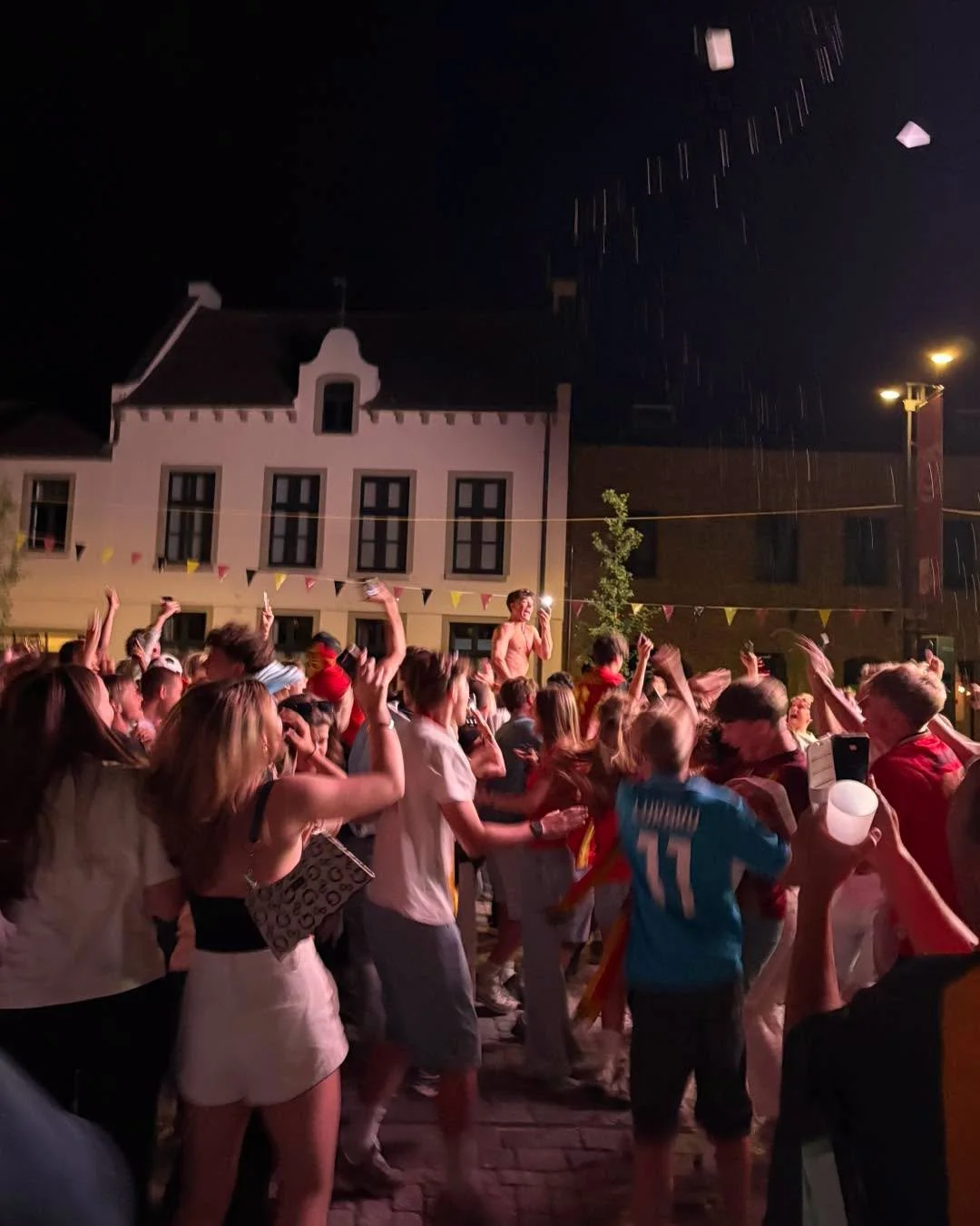 Wk voetbal in Peer