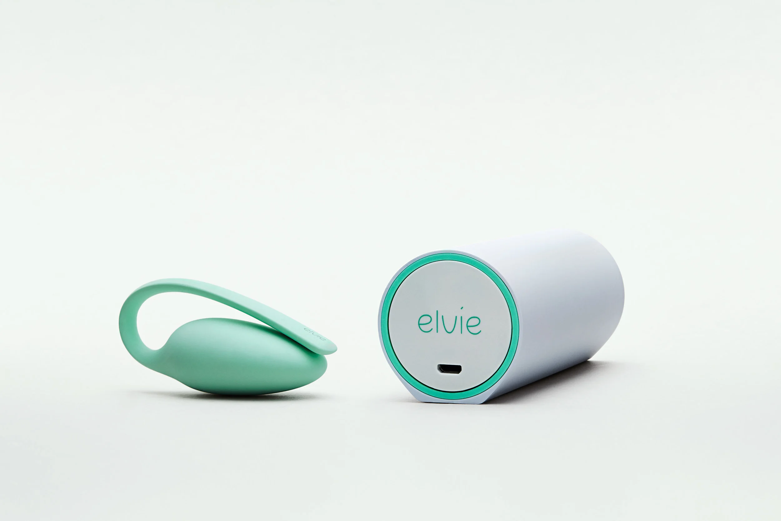 03-Elvie-Trainer-with-case.jpg