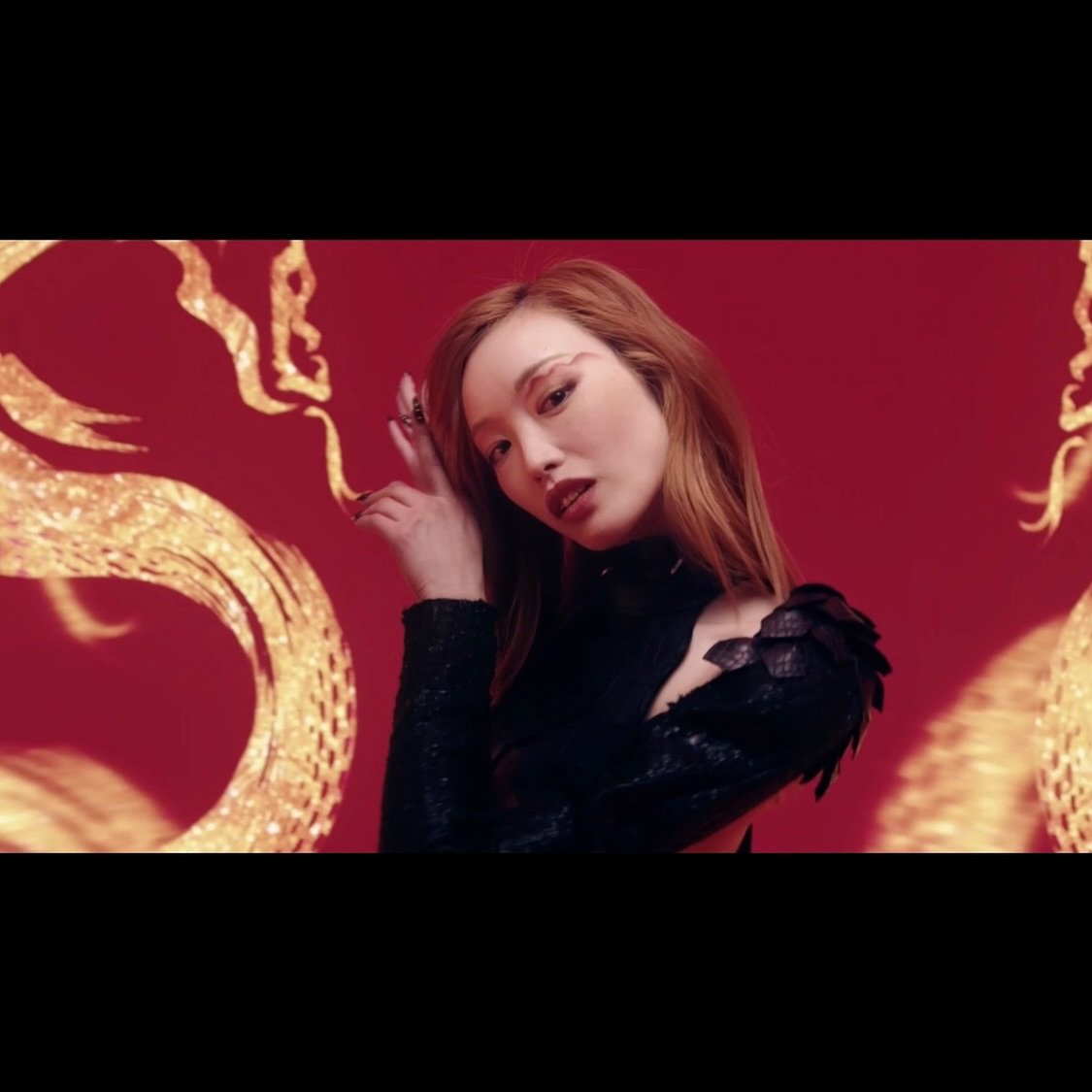 Directed by @christophe_chudy 
DoP @david_nissen 
-
Make up @prunelle_makeup 
Hair @stephanelancien 
-
Produced by @birth_lx 
Producer @arthuremorine 
-
-
#shuemura #beauty #fashion 
#cinematography #cinematographer 
@the.talentgroup