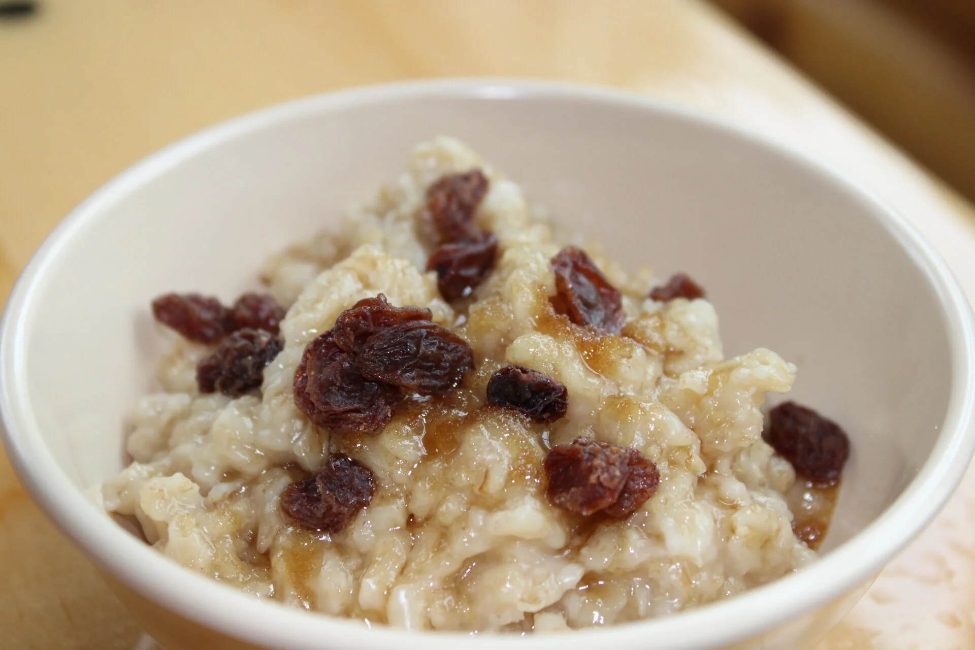 Apple Cinnamon Oatmeal with raisins