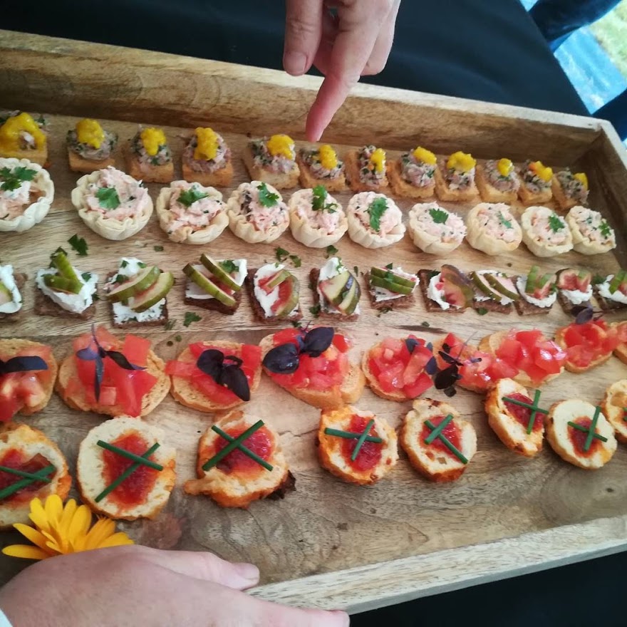 Canapes.jpg