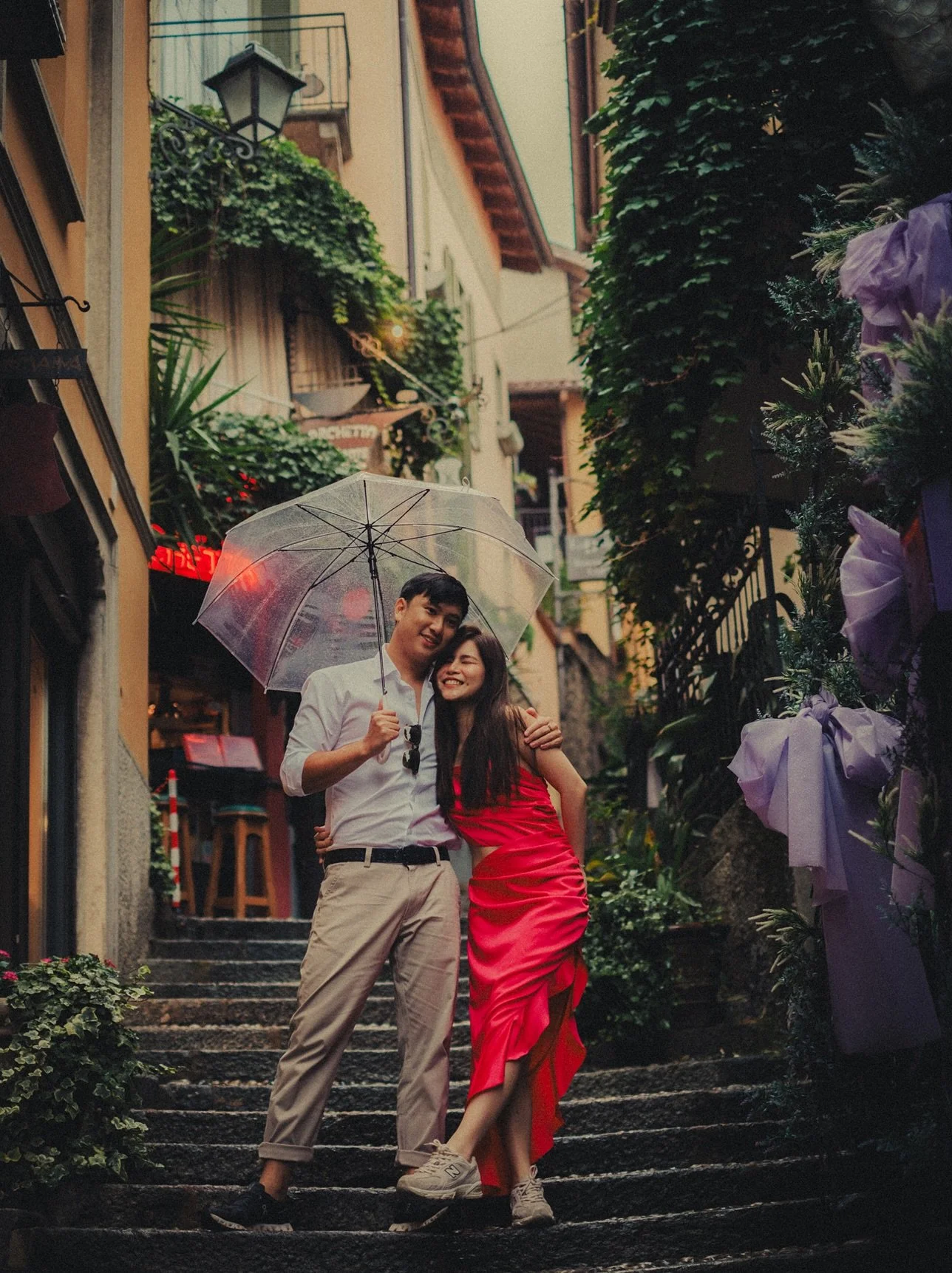 Rain may fall ☔️ but gelato tops it all🍦 

Back to this pre-wedding shoot in Bellagio with J &amp; I, last year when the weather was not with us, but the show must go on. No sun, no problem 😎 Gelato will bright up the day!

#bellagio #lakecomo #lak