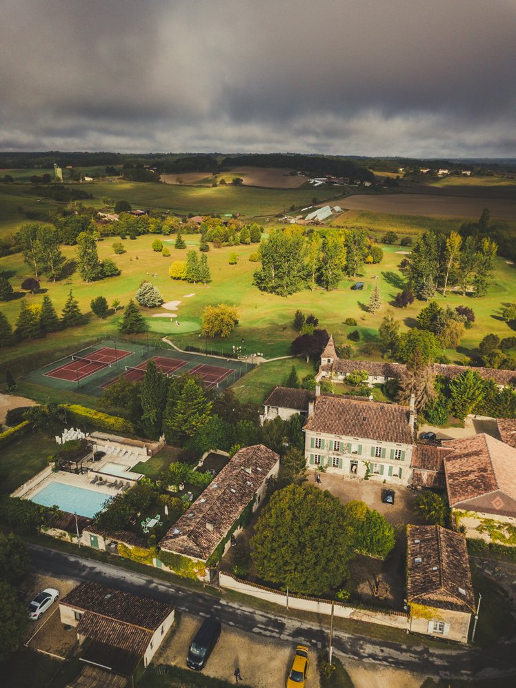 manoir de longeveau drone view wedding venue dordogne france
