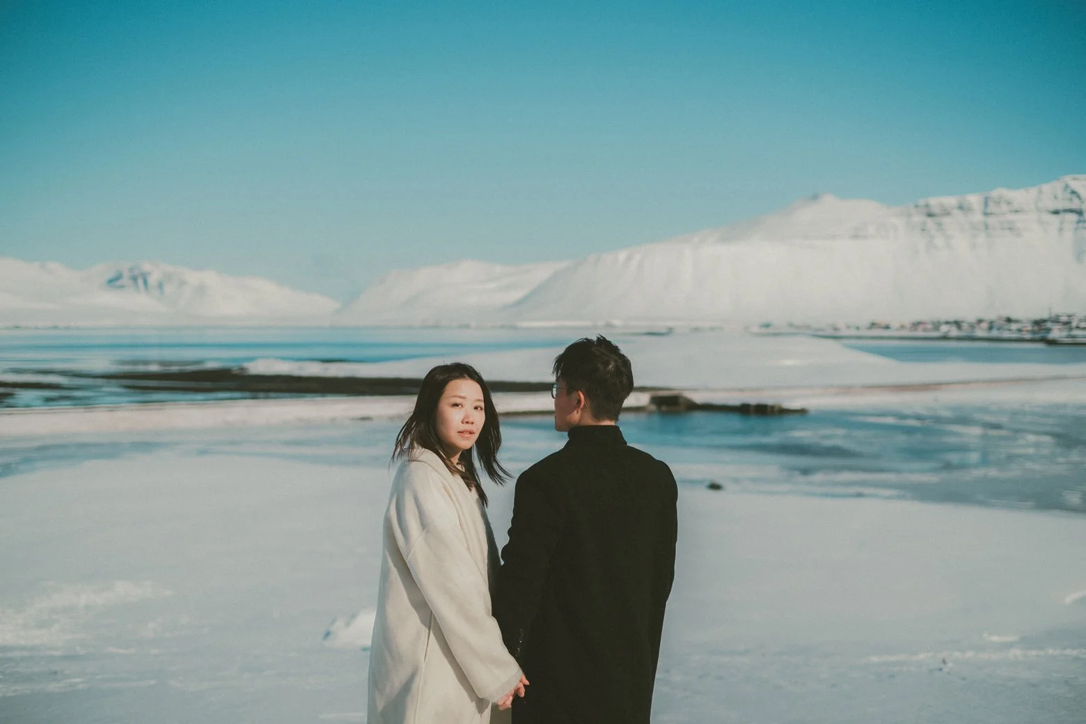 Iceland Elopement couple at Kirkjufell