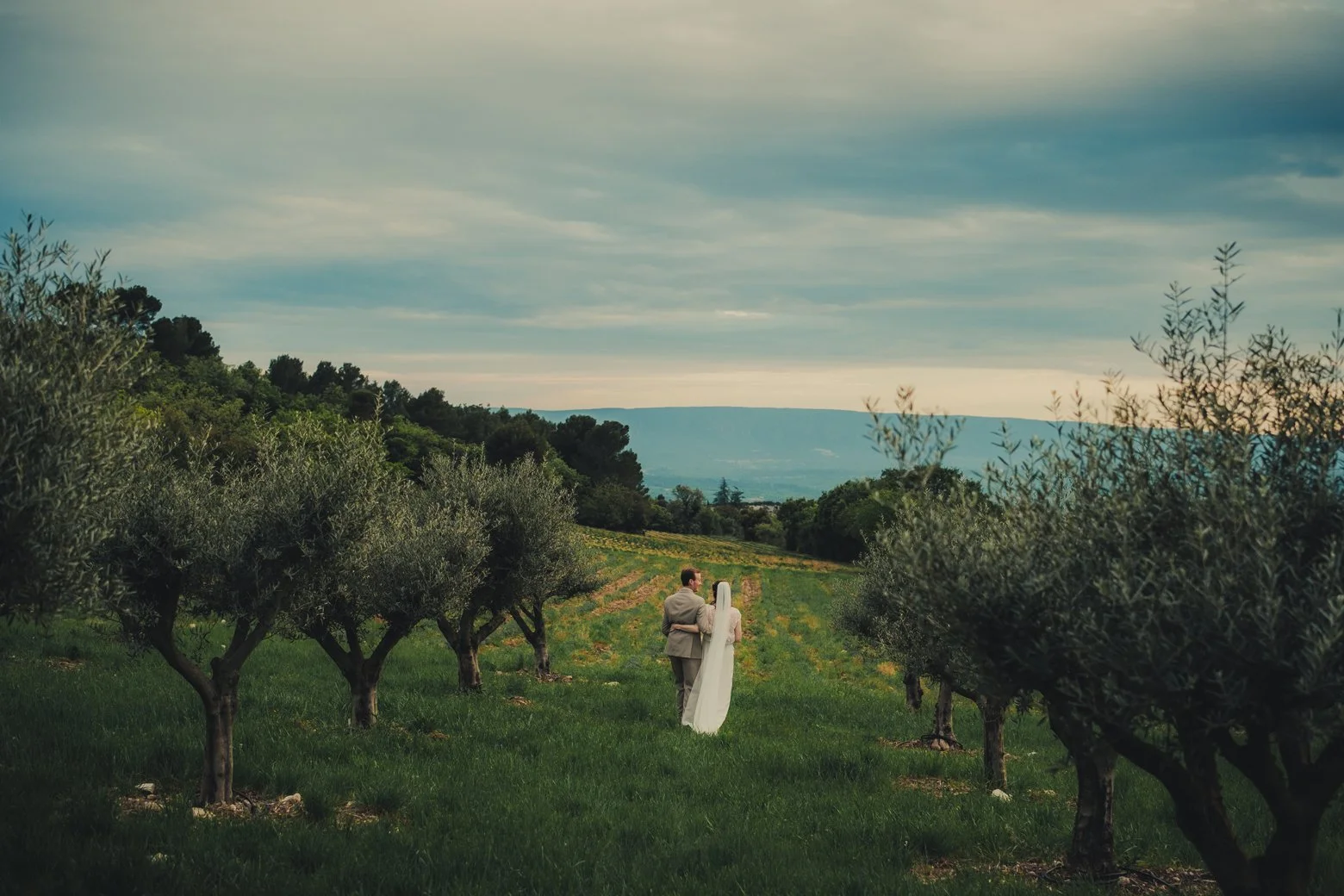 Provence wedding photographer and videographer