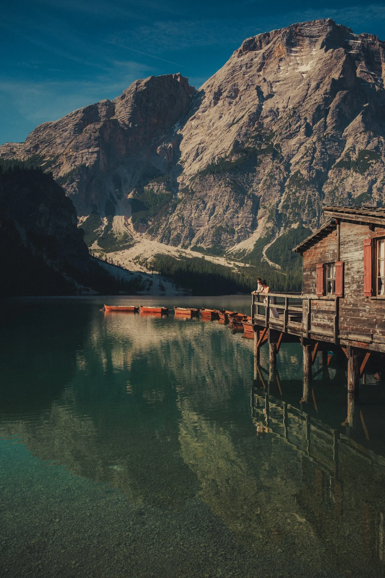 elopement in lago di braise photographer and filmmaker