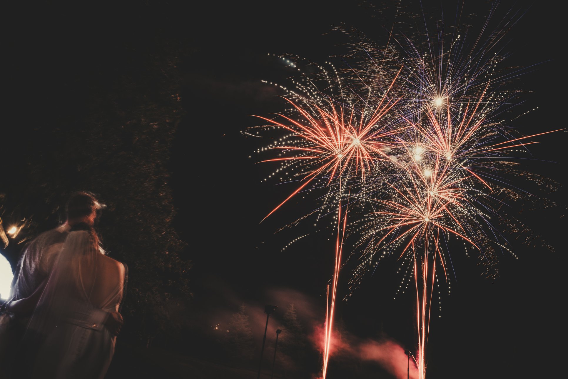 wedding fireworks night manoir de longeveau