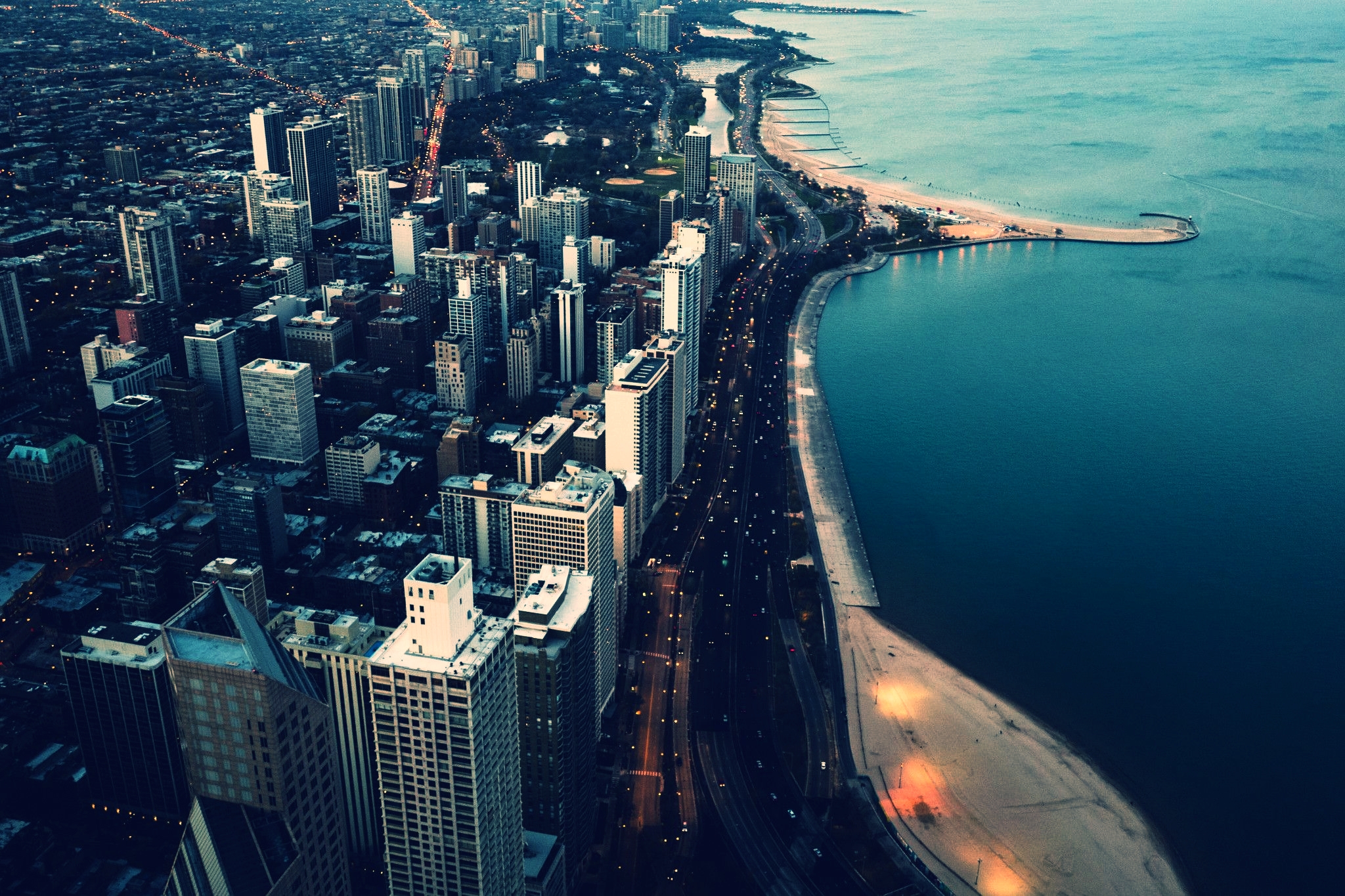 14Chicago-stock.jpeg