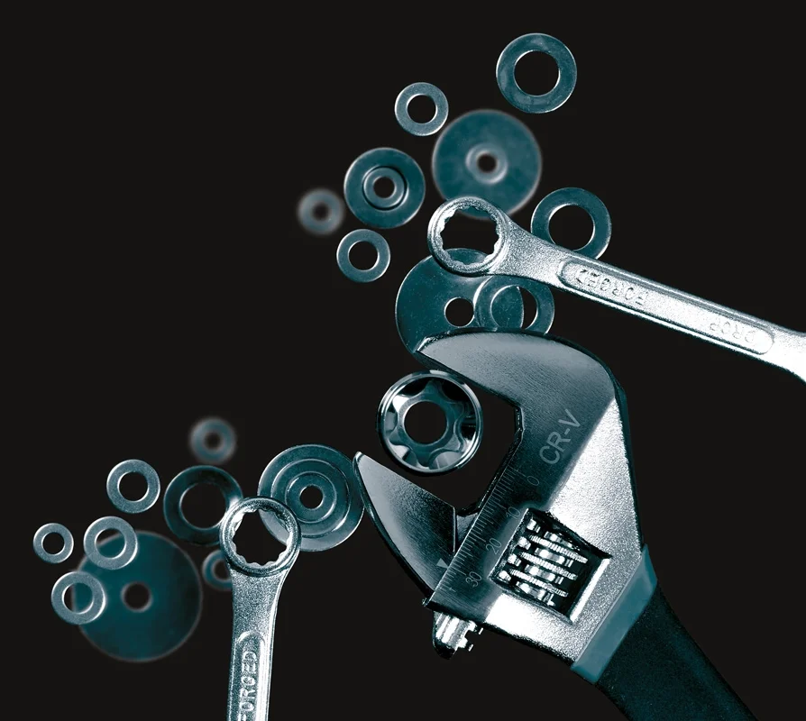 Photography_creative_product_spanners-comp-1.jpg