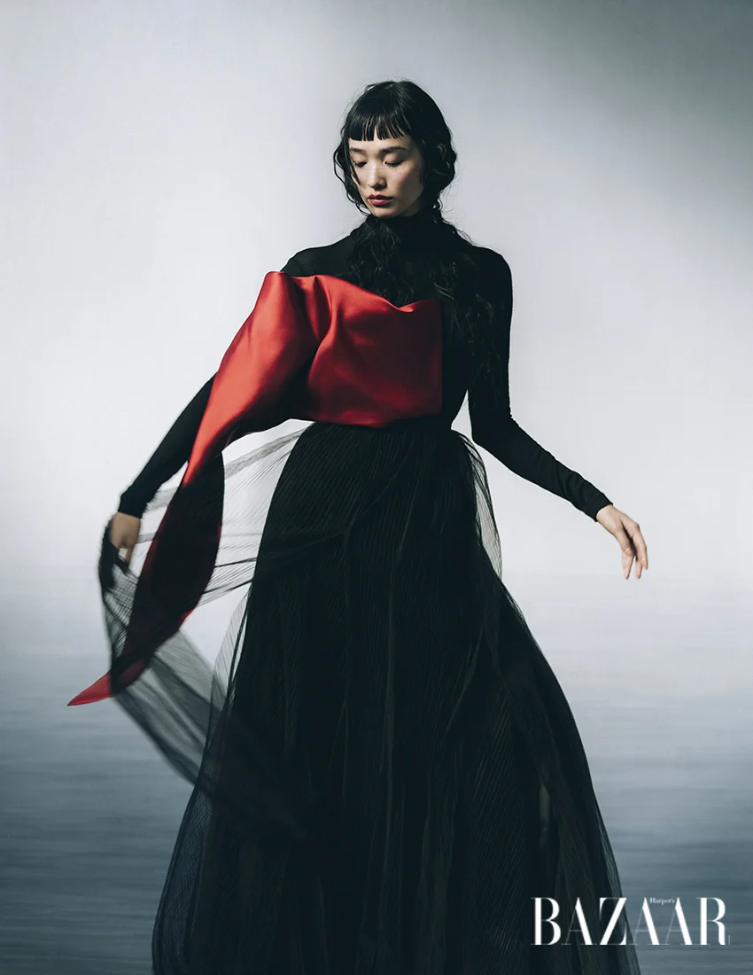 Harper's-Bazaar-Vietnam-March-2019-Cover---Yuka-Mannami-and-Kiko-Arai-by-Jingna-Zhang7.jpg