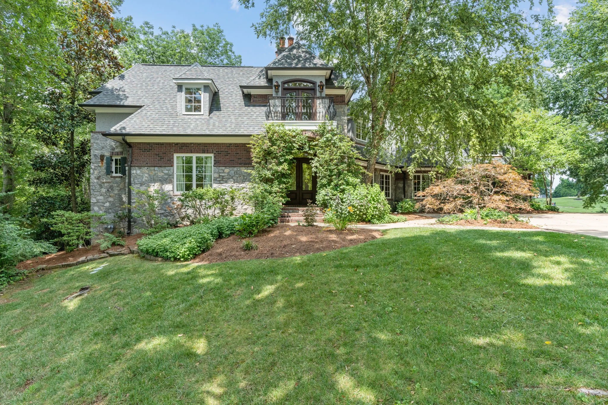 Pixel Crew — Real Estate