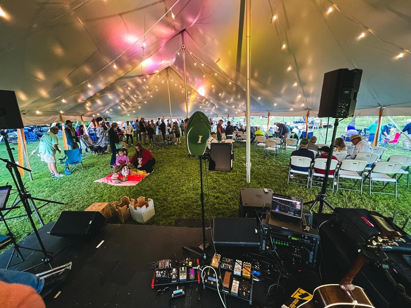 Had the honor of playing for the first @wiwiradio radio bash this weekend. Couldn’t have gone better for us to play a whole new set of tunes.
Also..thanks to the guys for making the trek north.