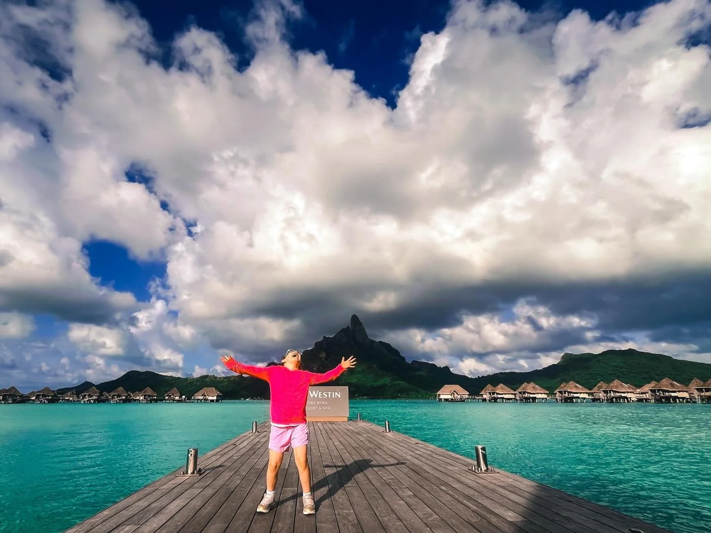 1st leg of our Tahitian tour down. On to the next!! 🌞🇵🇫