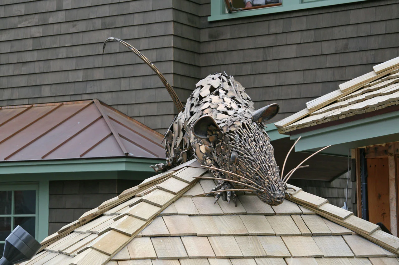 Wharf Rat Sculpture