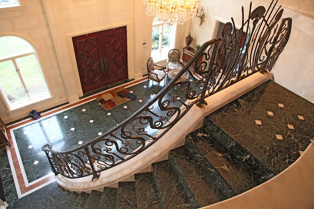 Staircase2.jpg