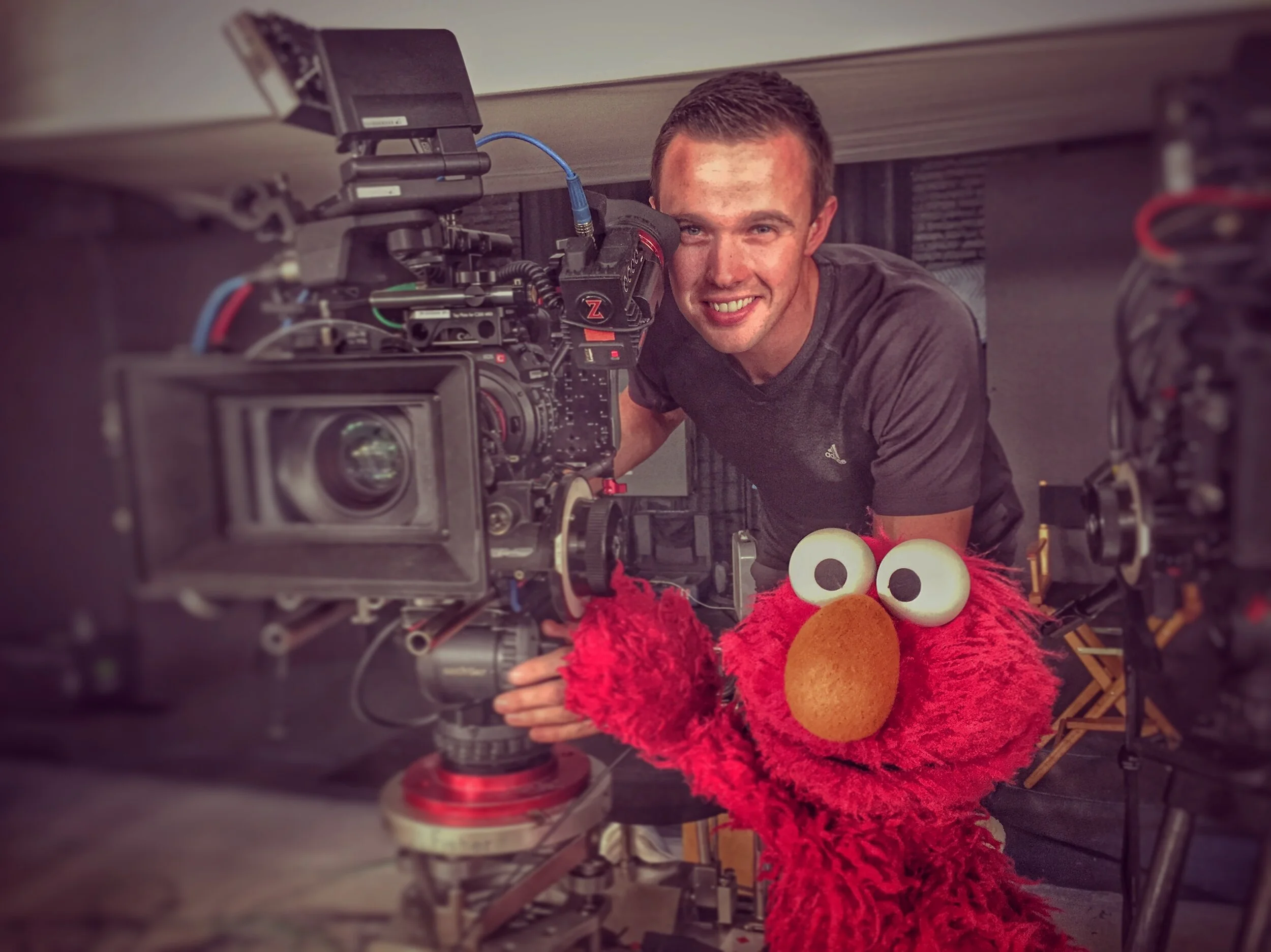 elmo_pulling_focus.JPG