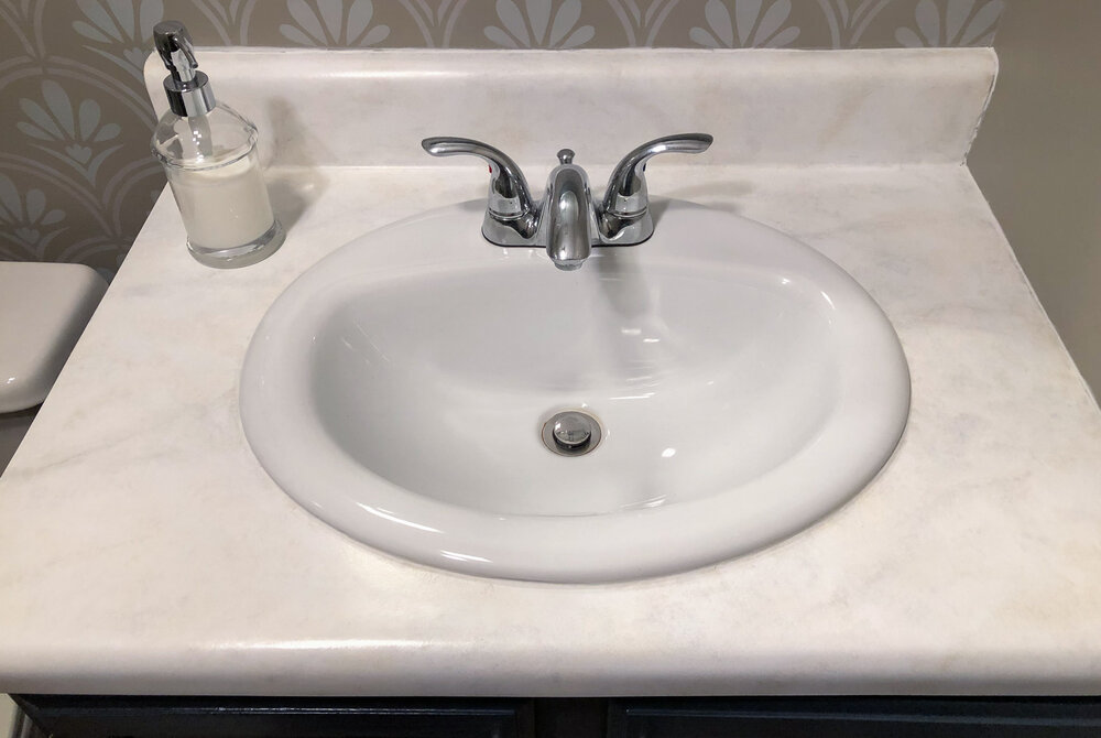 Half Bath Makeover Diy Faux Marble Countertop Aesthetic Interiors - How To Update Laminate Bathroom Countertops Half Bath Makeover Diy Faux Marble Countertop Aesthetic Interiors - How To Update Laminate Bathroom Countertops