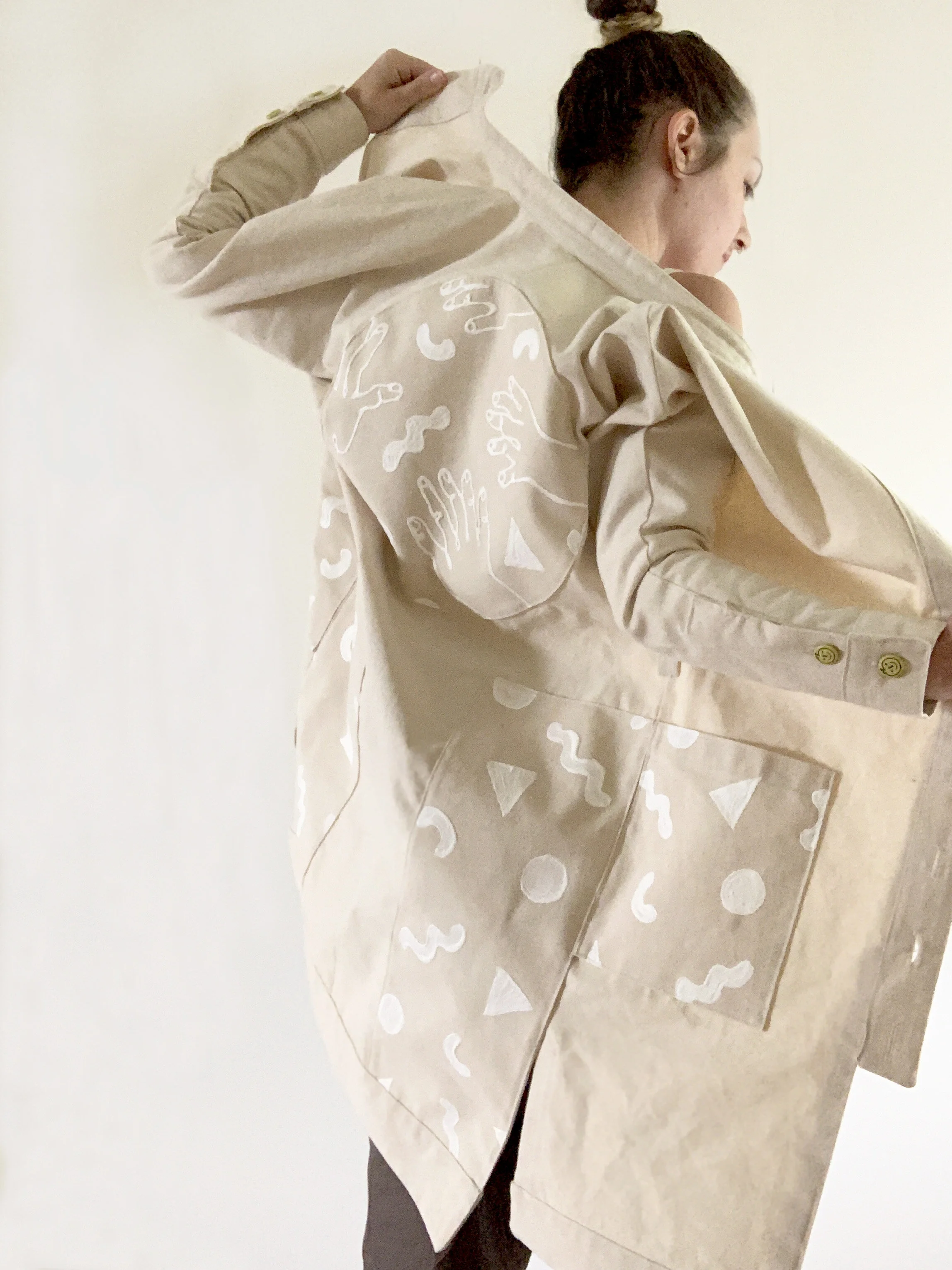 my proto fit me near perfect without the lining inside so i decided to finish up the edges and add some fun character to the proto so this could be wearable. i was worried i might love the proto more than the final!