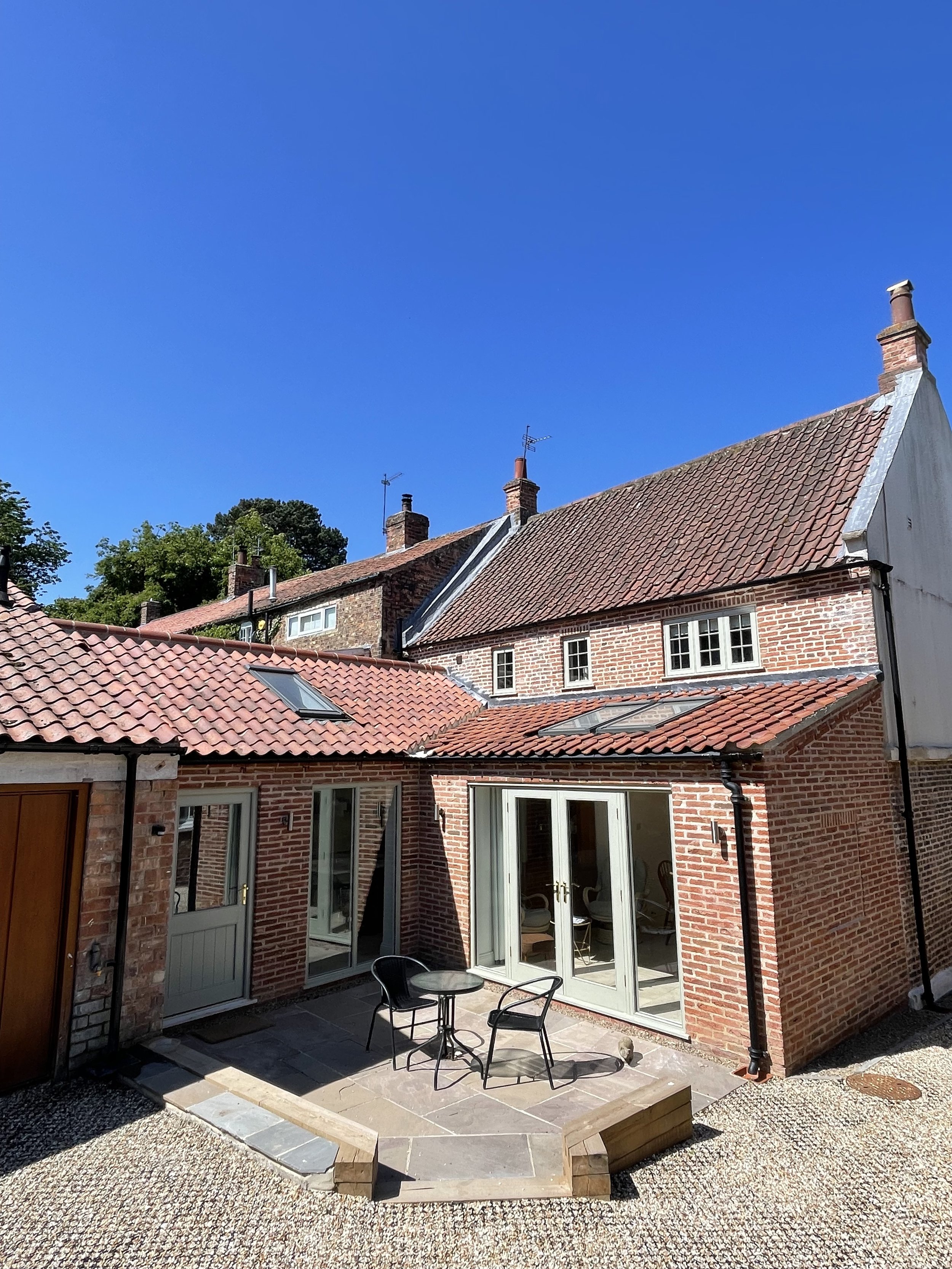 New extension to traditional village house 