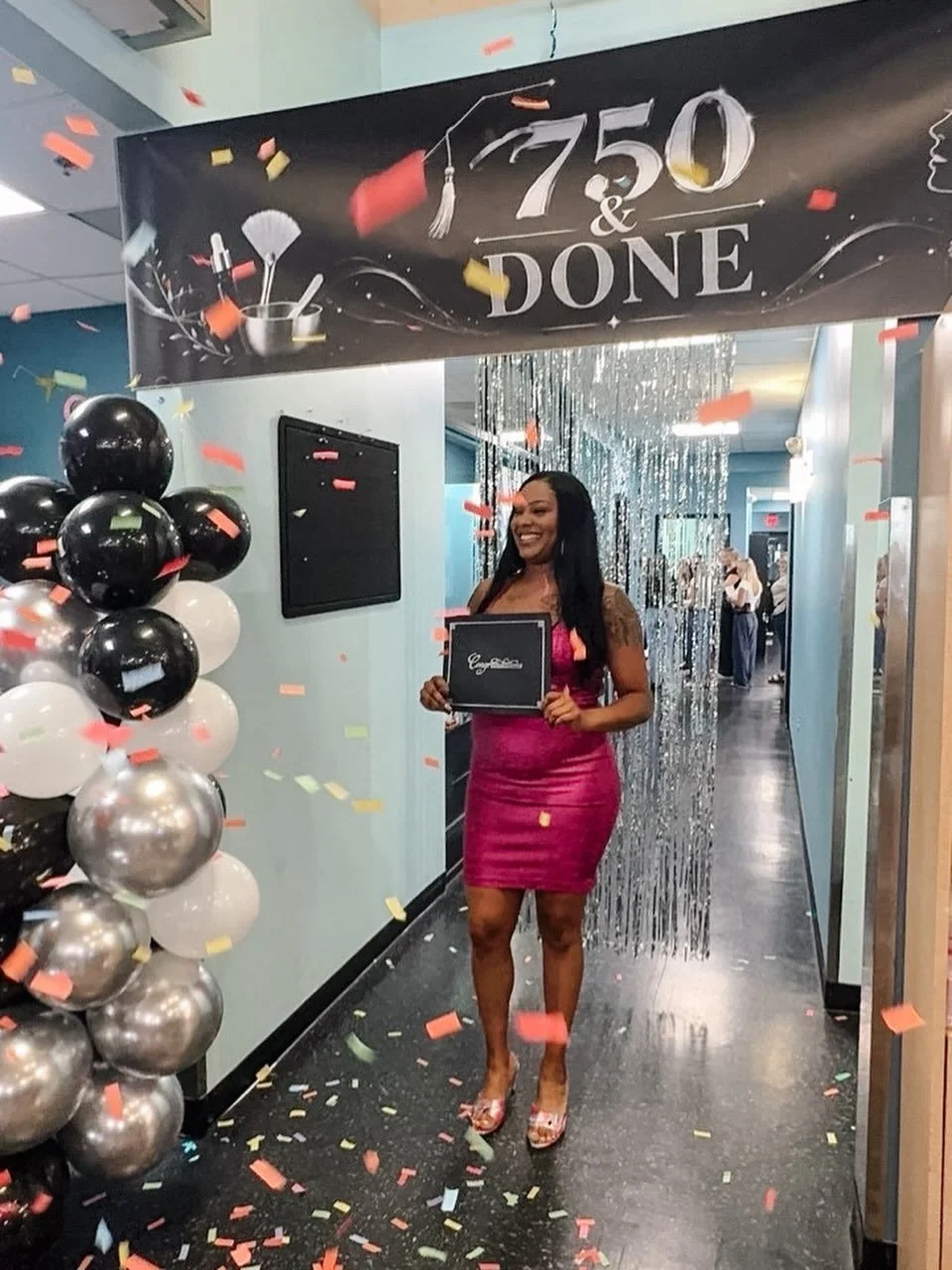 🩷✨ Congratulations Riquel! ✨🩷 Your journey through the program was nothing short of easy, but you never let the challenges keep you from moving forward. You stayed determined, kept showing up, and continued to work toward the finish line even when 