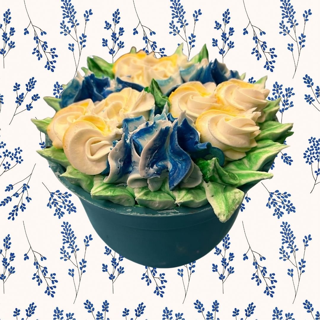 Show mom how special she is this year with a 100% edible flower arrangement! 

From the chocolate flowerpot to the moist cake filling and creamy buttercream flowers she is sure to love this!