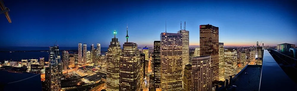 Architectural photo of Toronto skyline at night