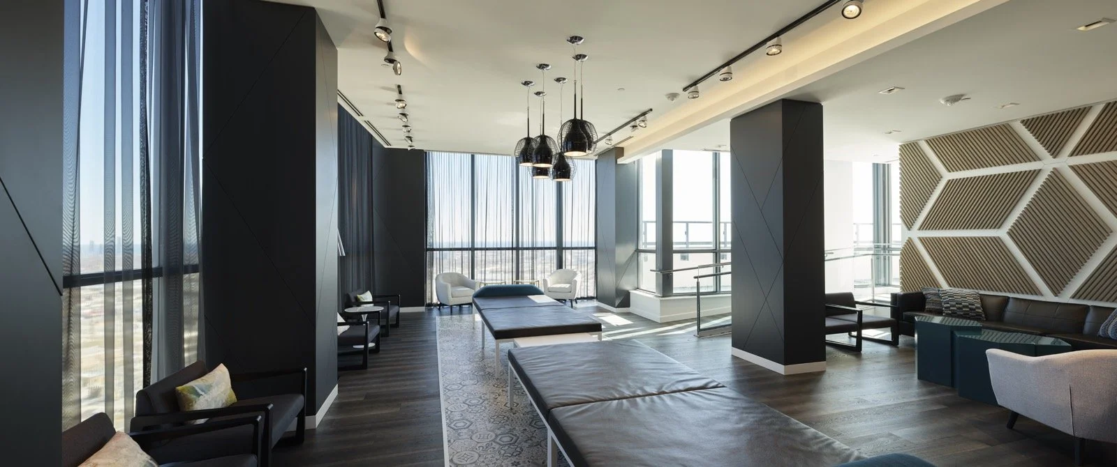 KIP_ONE_PARTY_085 Panorama_Flat16.JPG