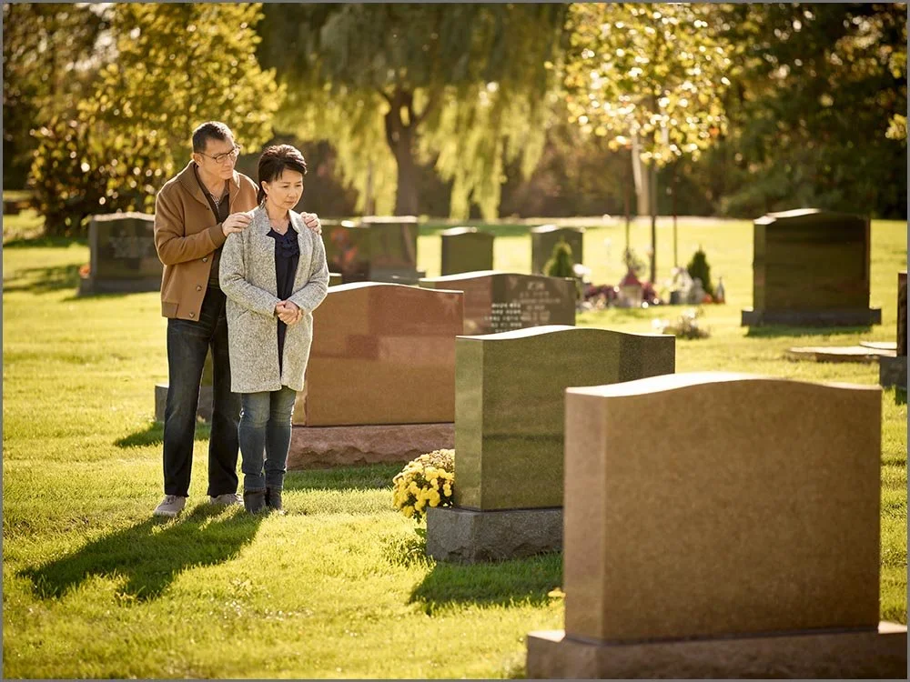  lifestyle advertising grieving at cemetery.jpg