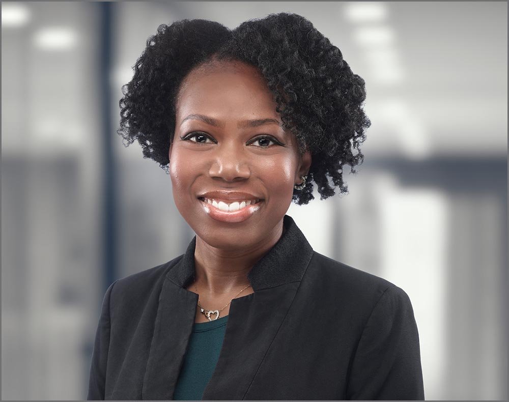 18 CORPORATE PORTRAIT.jpg