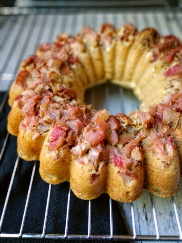 RHUBARB DUMP CAKE BUNDT STYLE.jpg