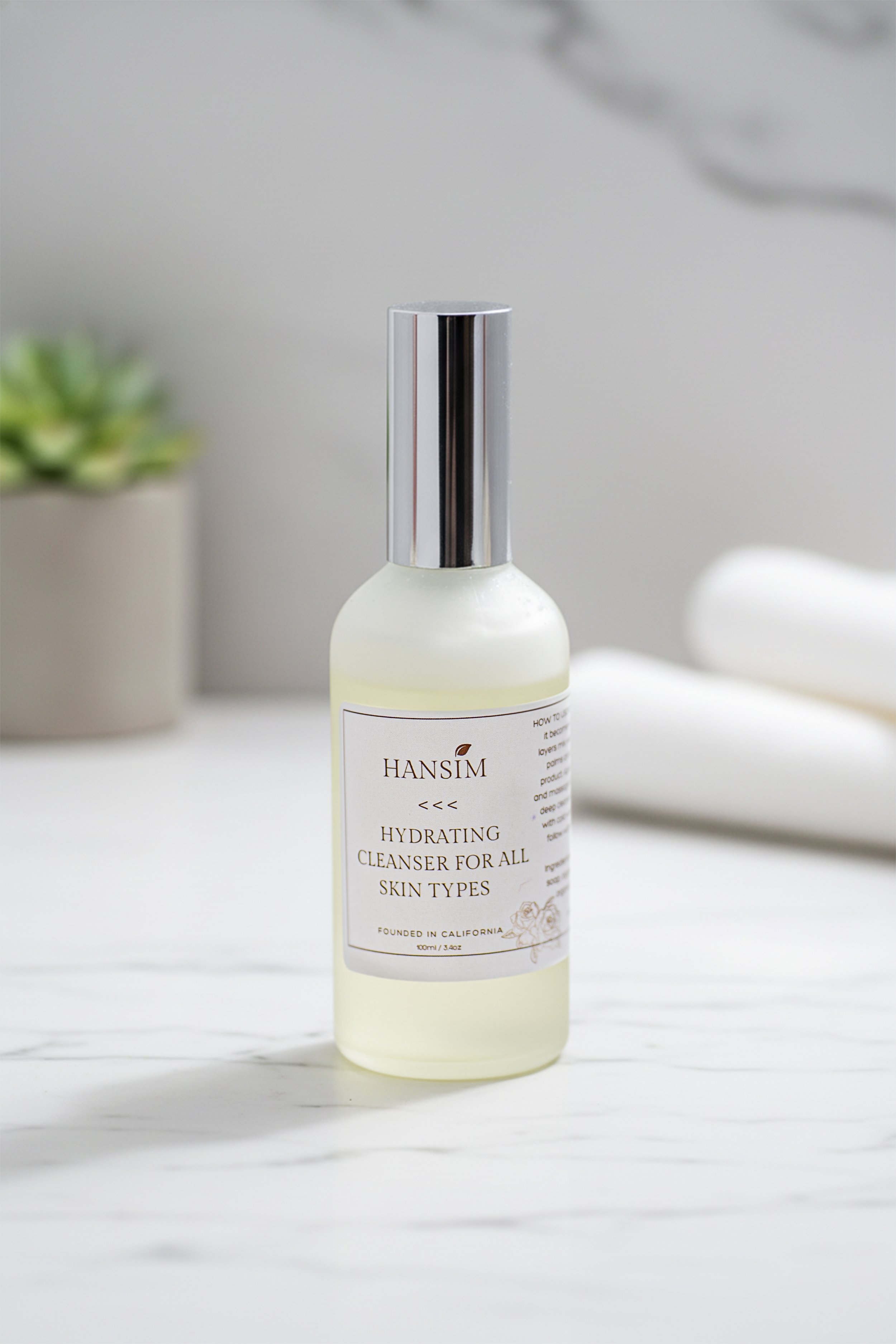 HanSim Hydrating cleanser for all skin type.